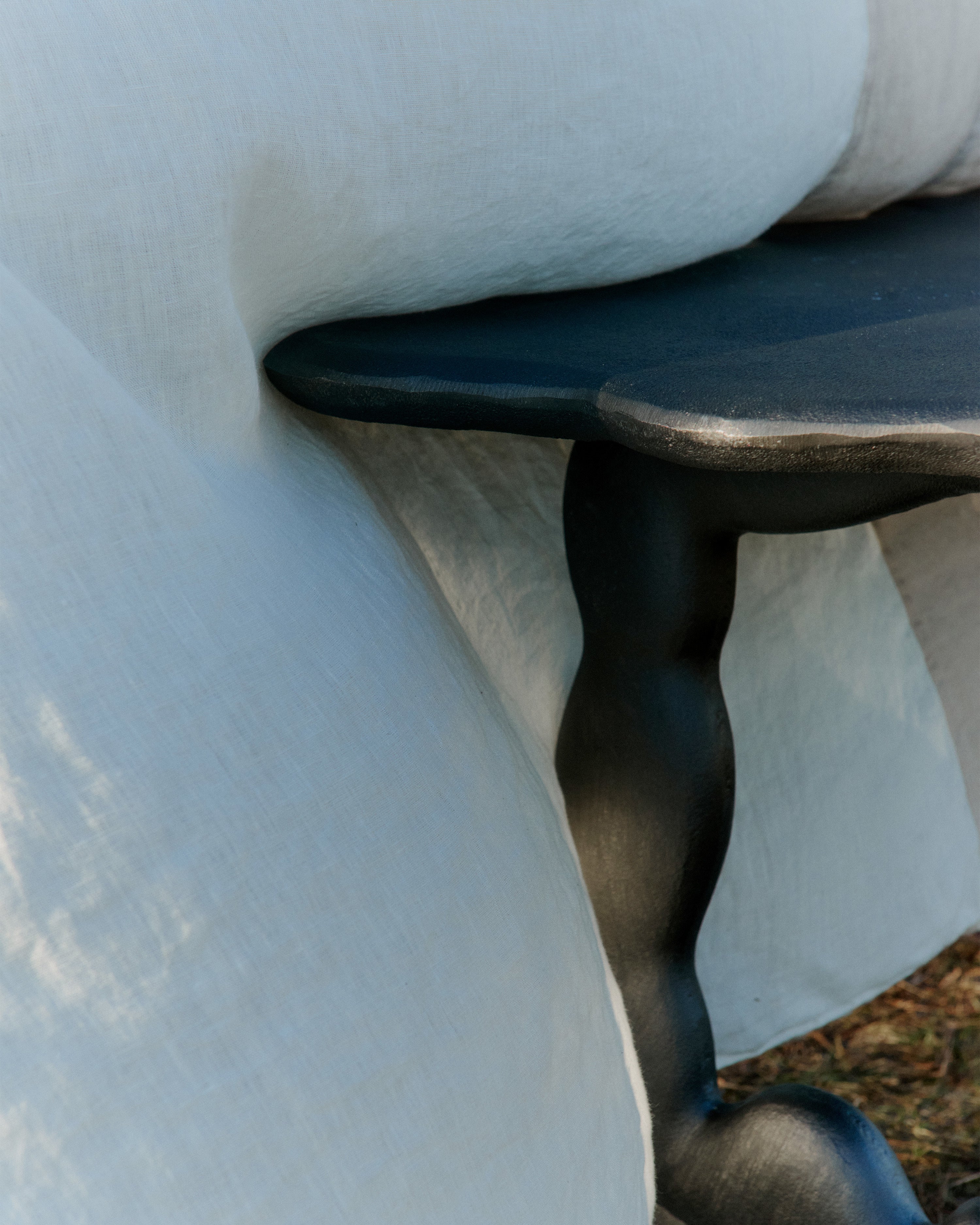 DAL PIECE table black aluminum