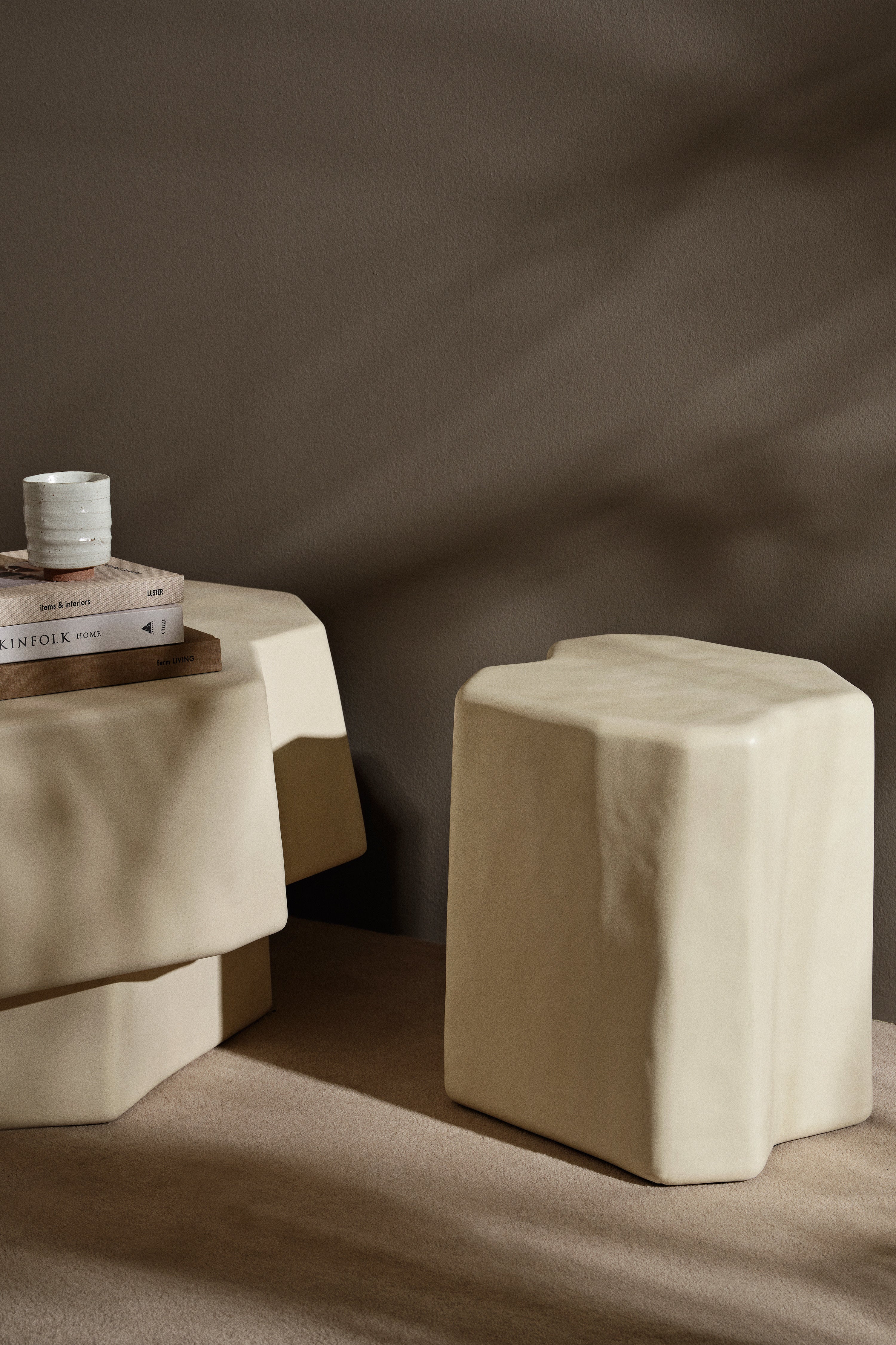 Staffa coffee table broken white