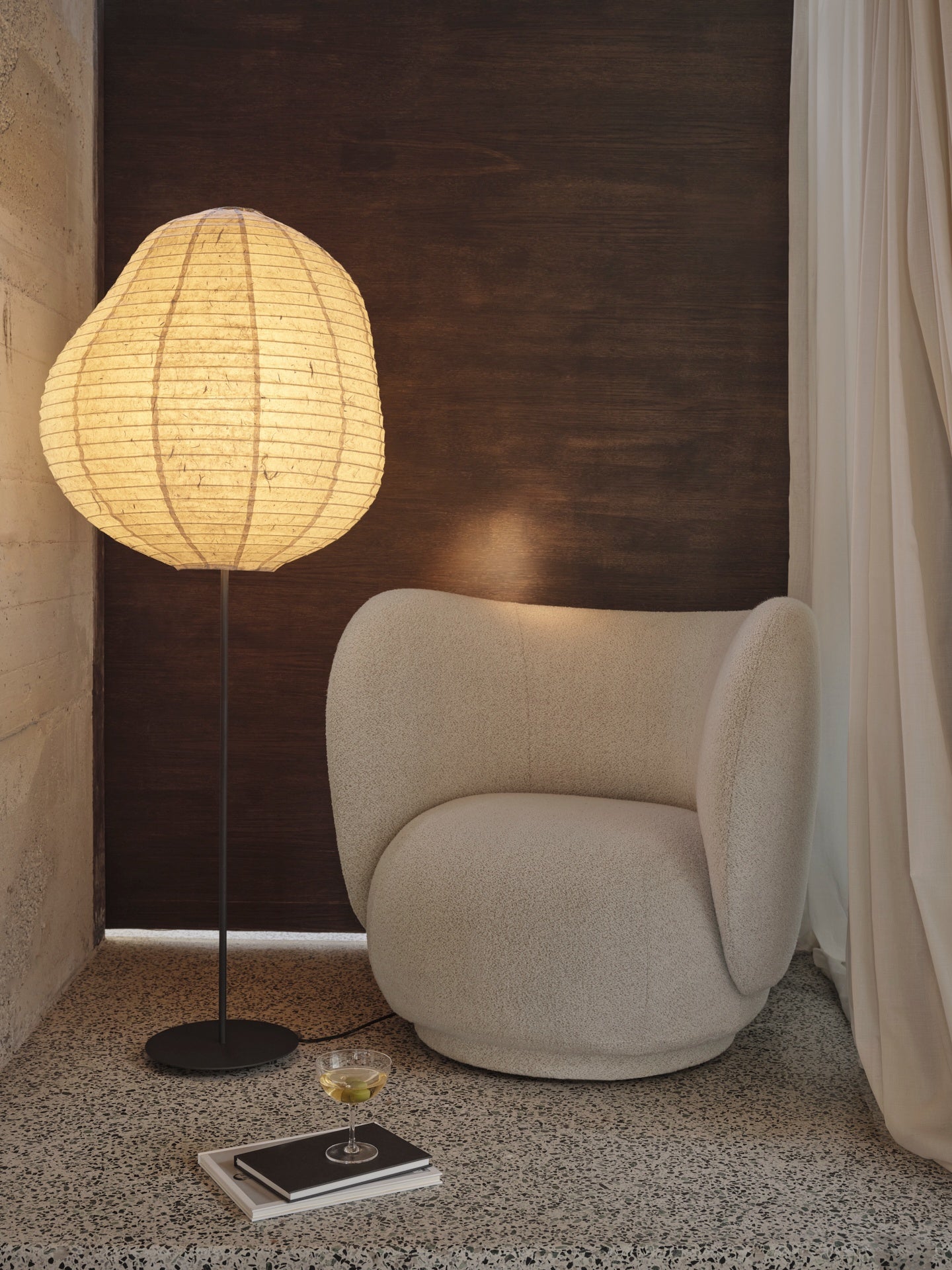 Rico lounge boucle chair broken white