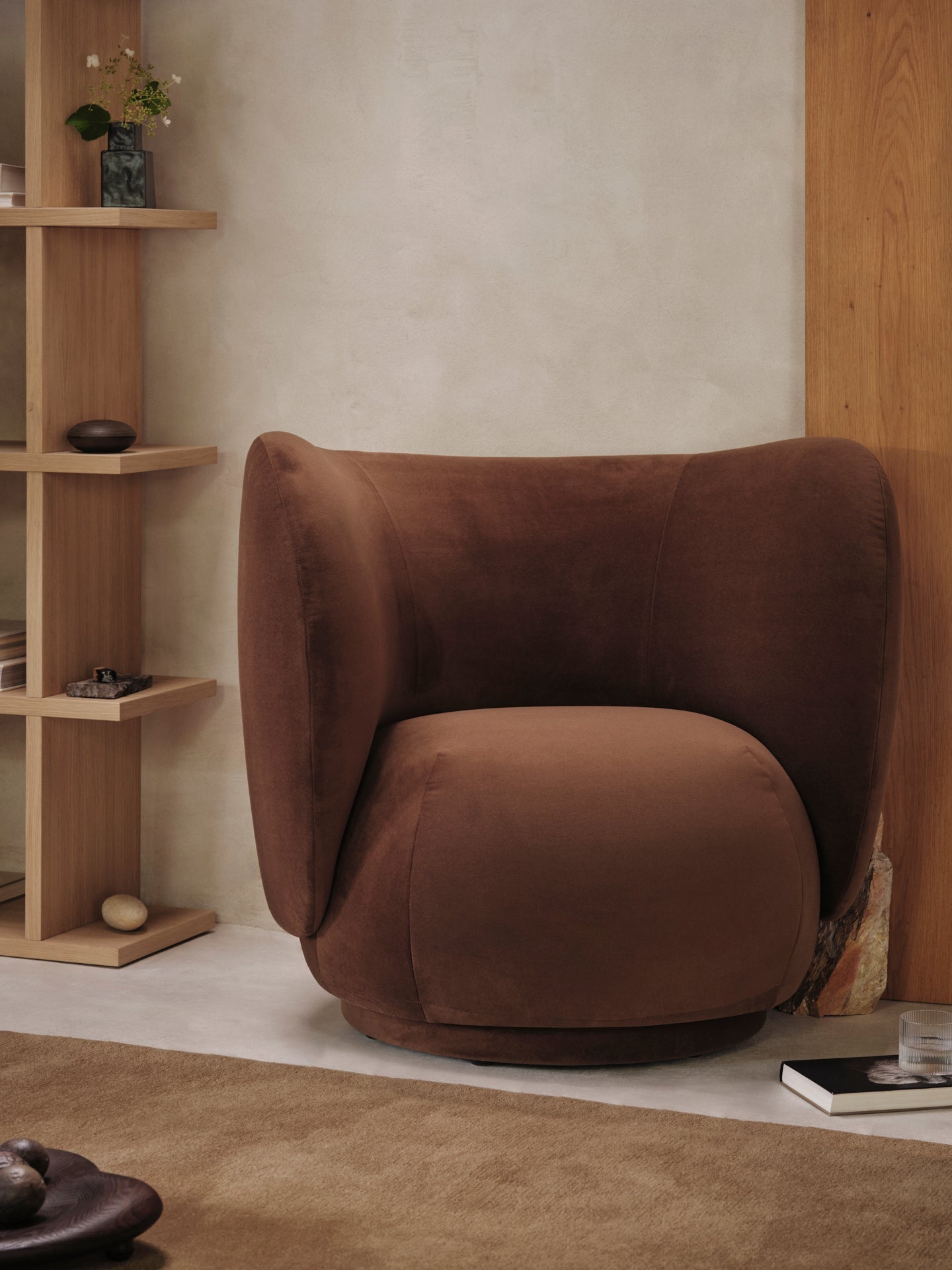 Rico Lounge rotary chair chocolate grain
