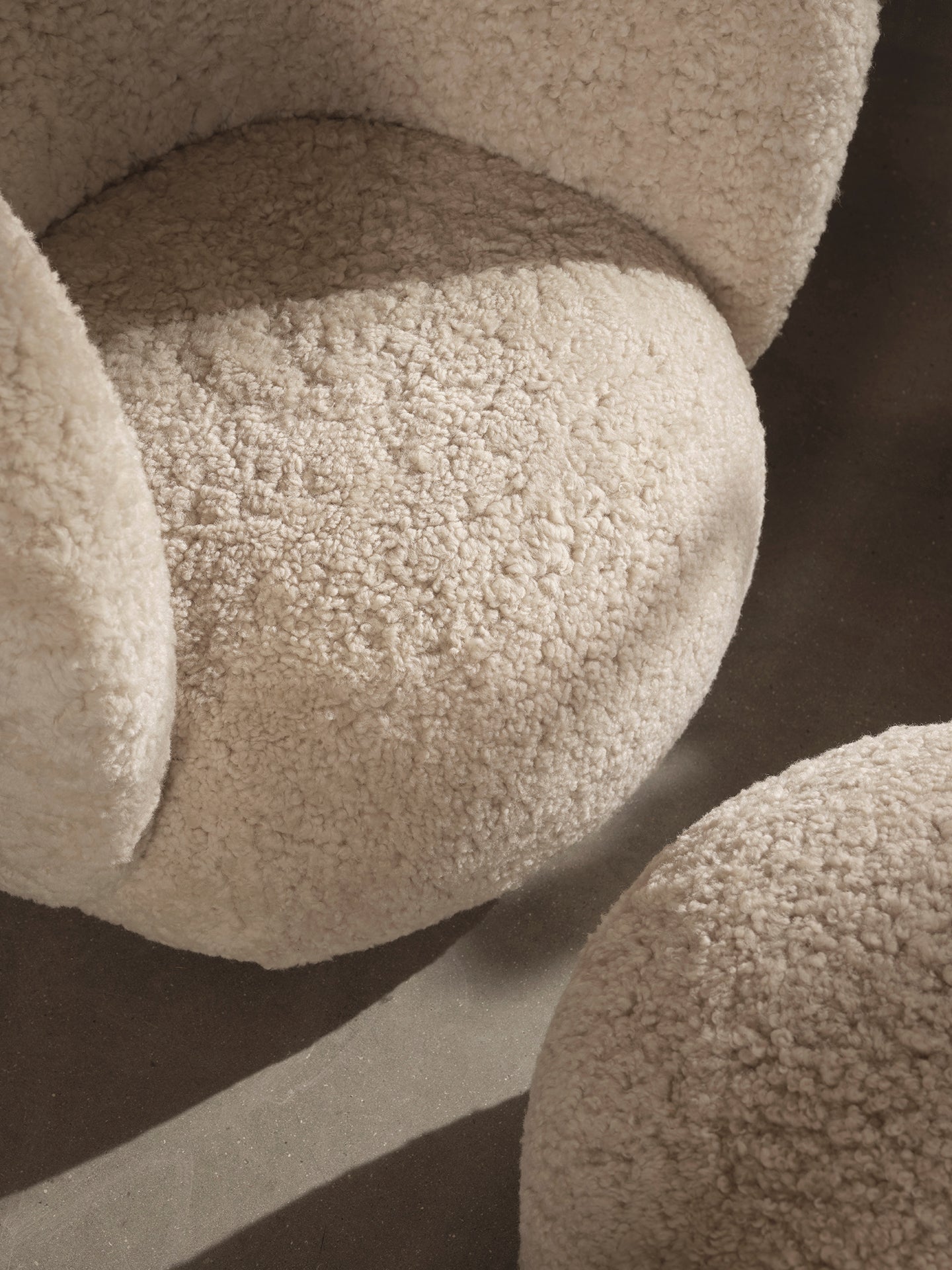 Upholstered rico pouf