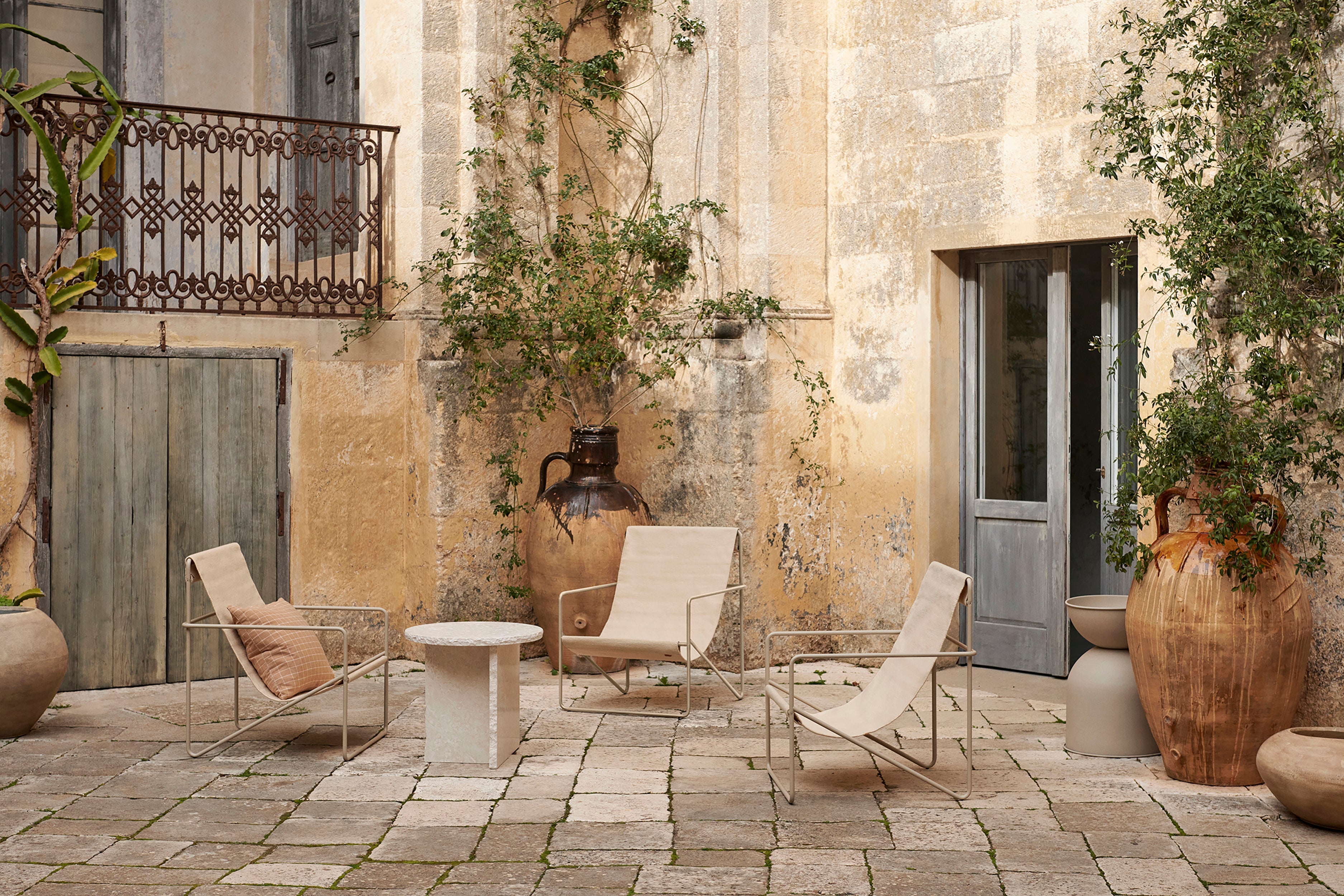 Bočný stolík MINERAL biely mramor