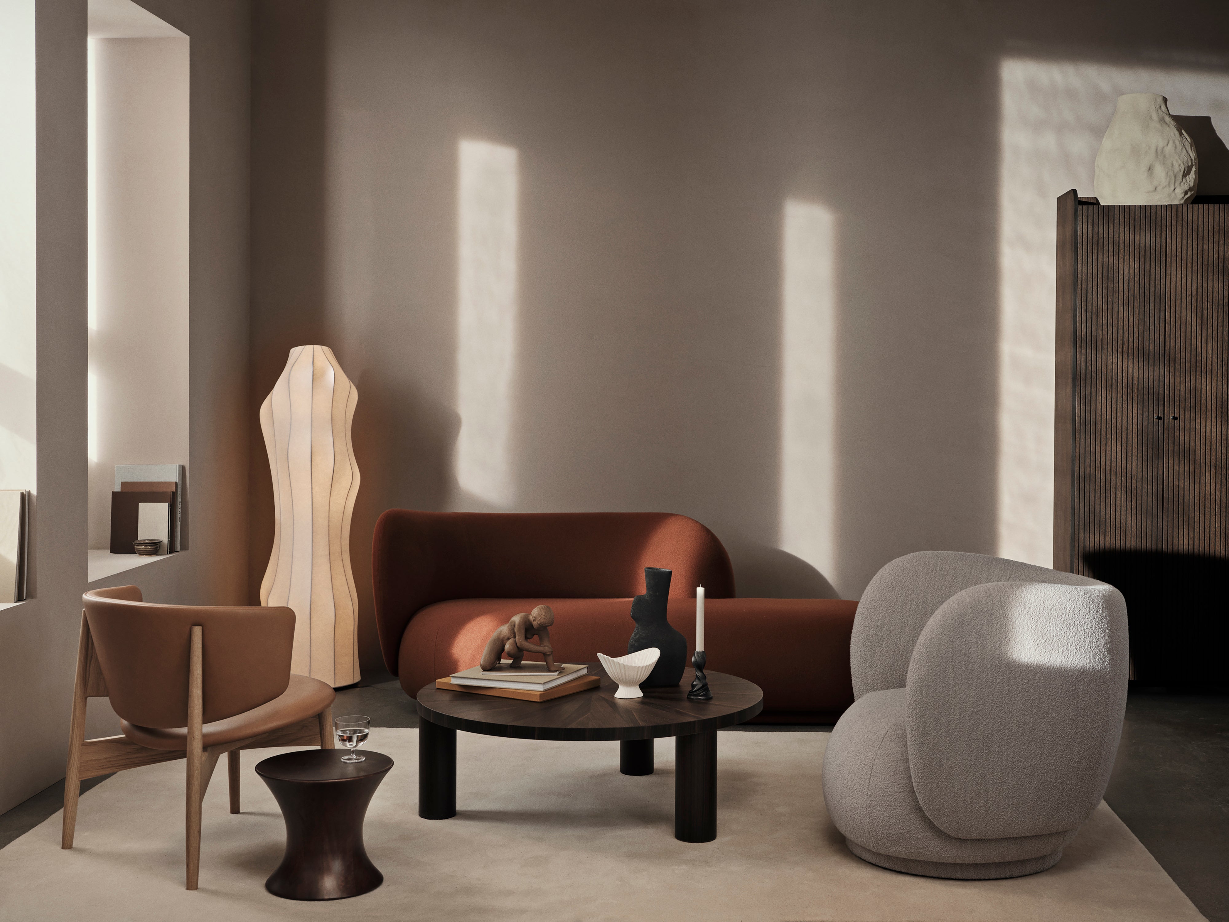 Rico lounge boucle sand armchair