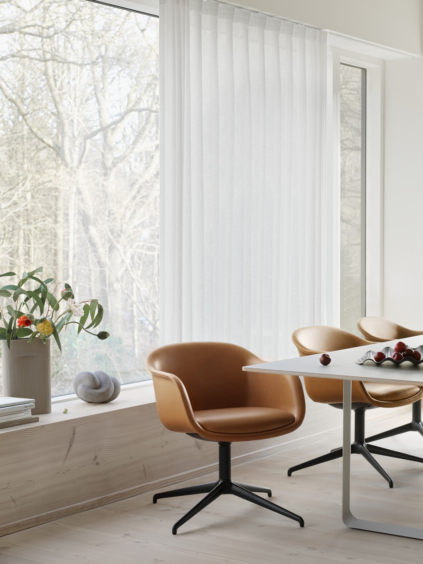 Gray table 70/70