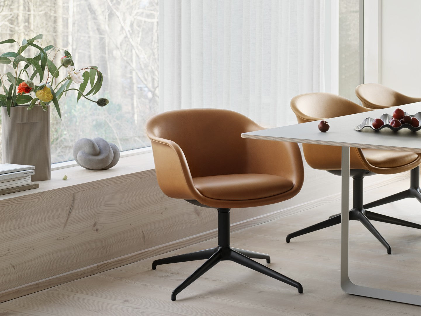 Gray table 70/70