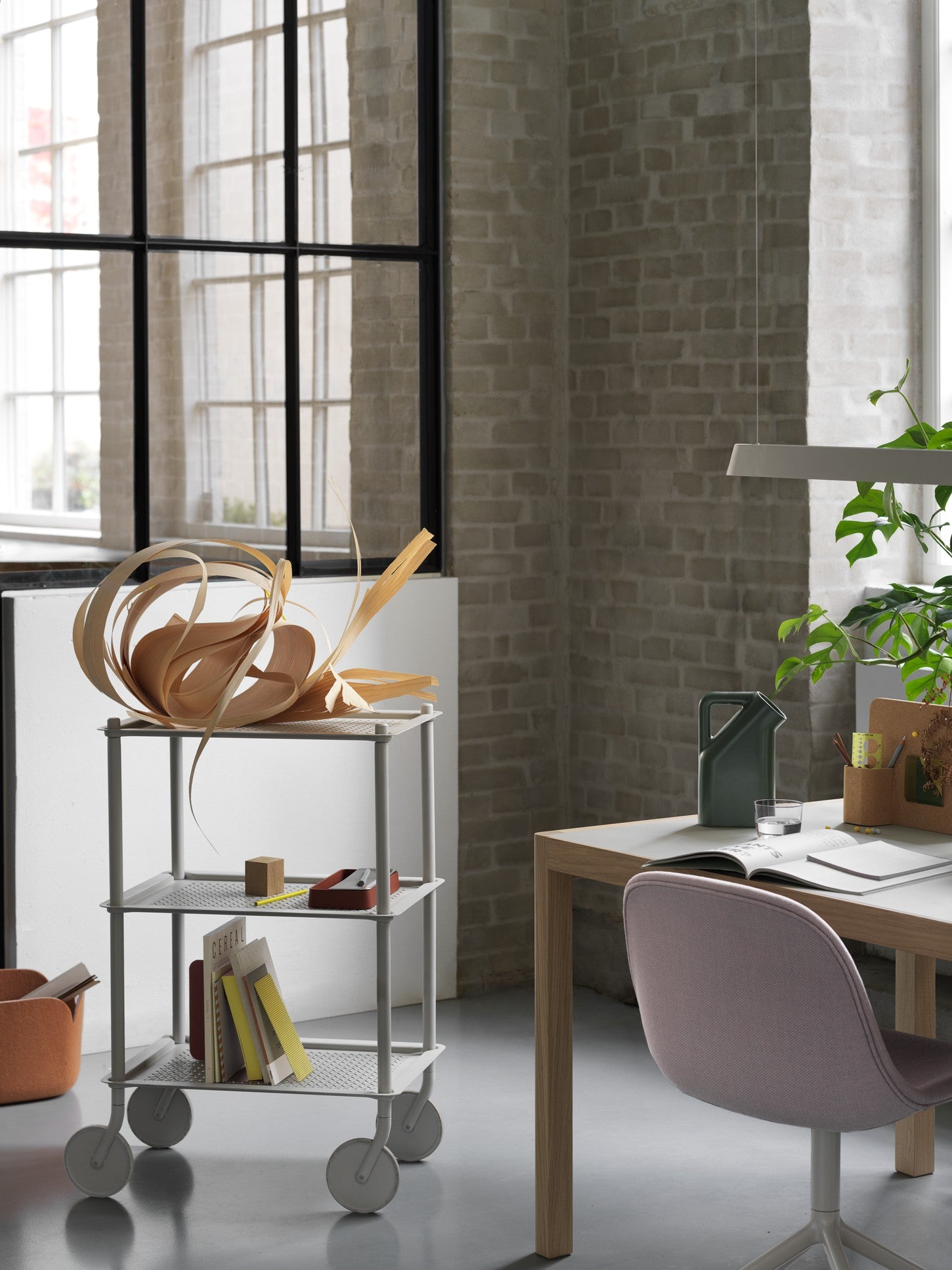 Stôl WORKSHOP šedé linoleum s dubovou základňou