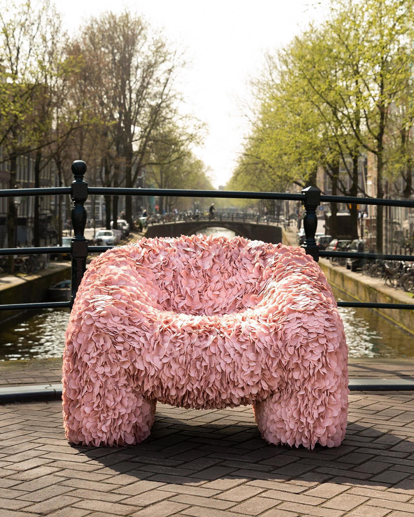 Armchair HORTENSIA petals Moooi Eye on Design