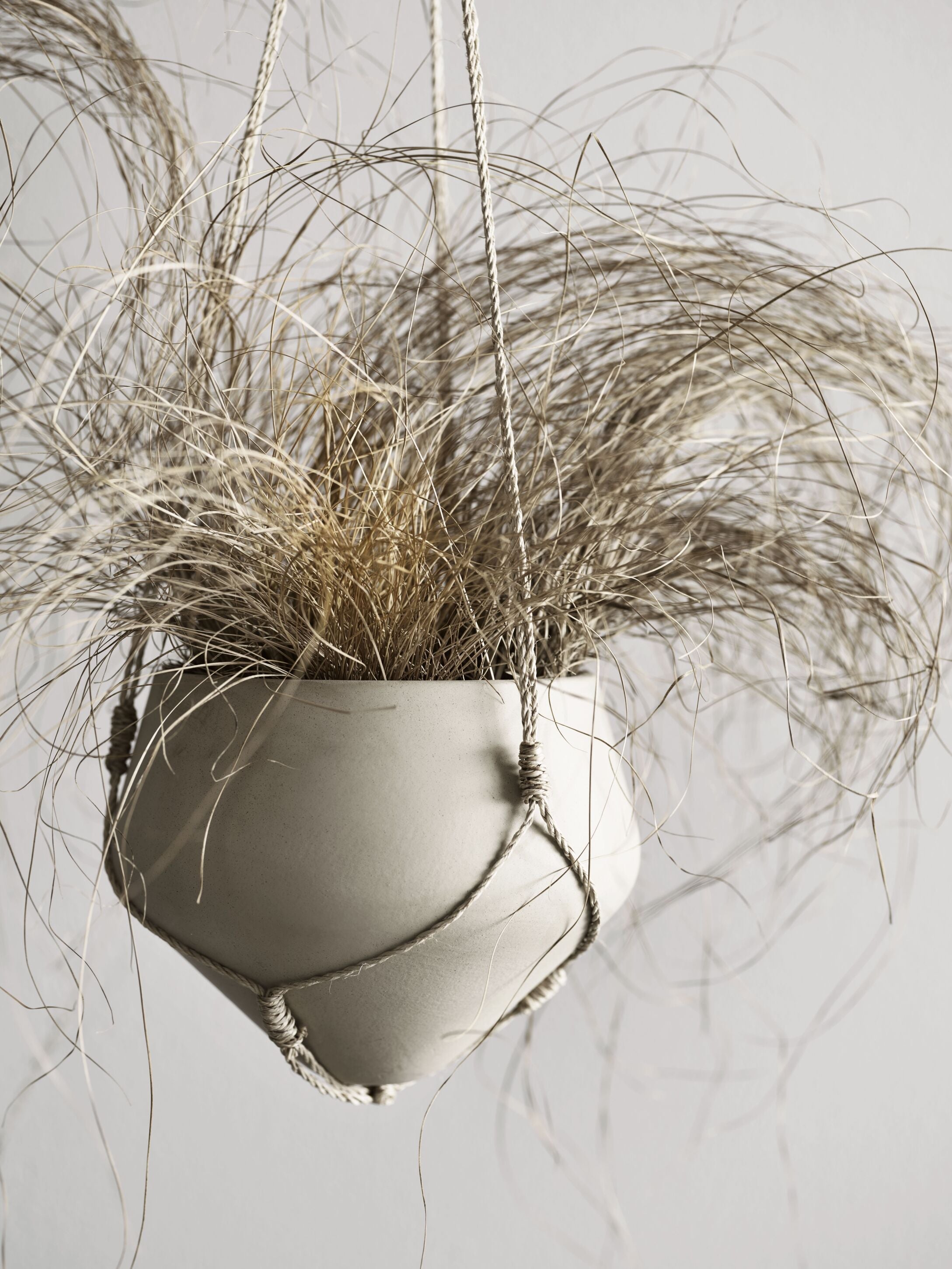 Závesná kvetináč GROVE krémová keramika