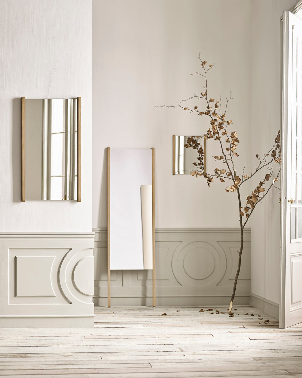 Luster HAVEN rám z tmavého dubového dreva