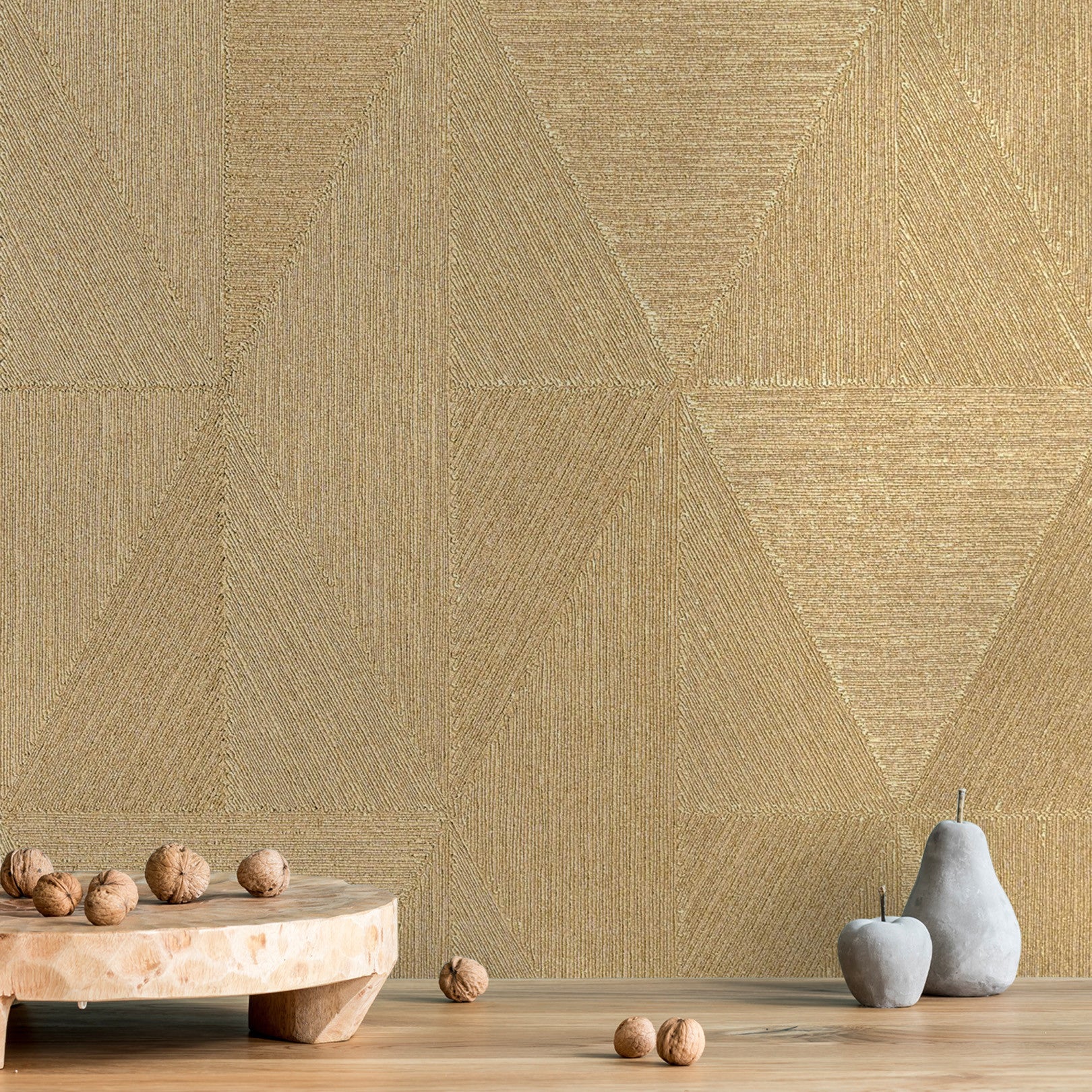 Metallic Wallpaper with Geometric Pattern IQUIRA - OR Gold