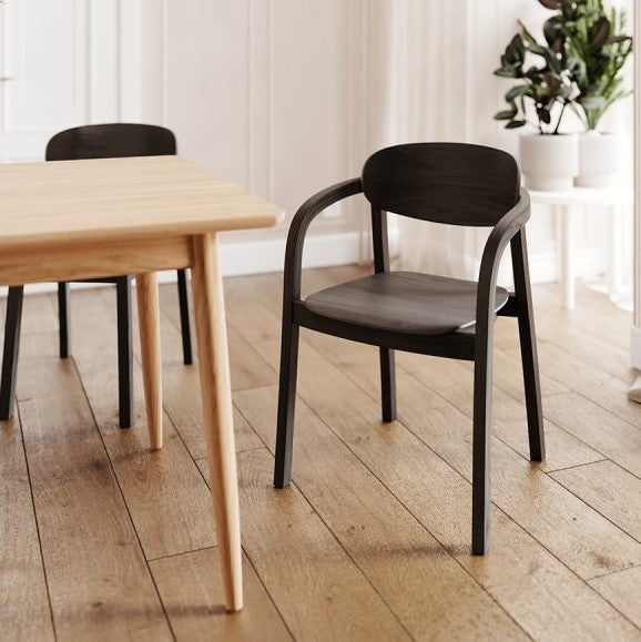 Chair with armrests beech wood line