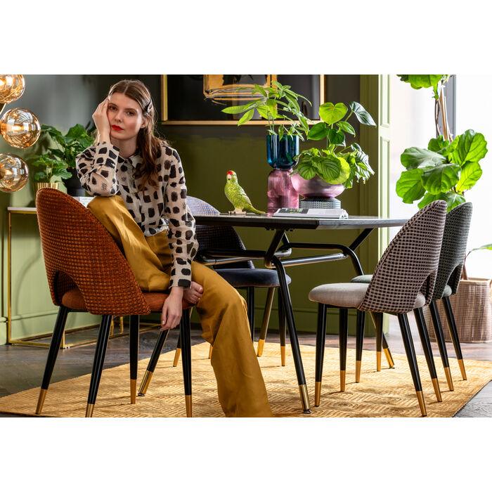 Krzesło HUDSON beżowy z czarną podstawą - Eye on Design