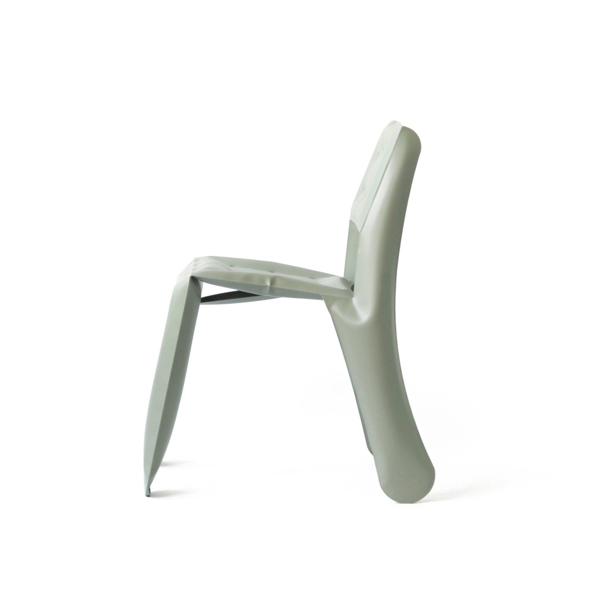 Krzesło stalowe CHIPPENSTEEL 0.5 szary mech mat Zieta Studio    Eye on Design
