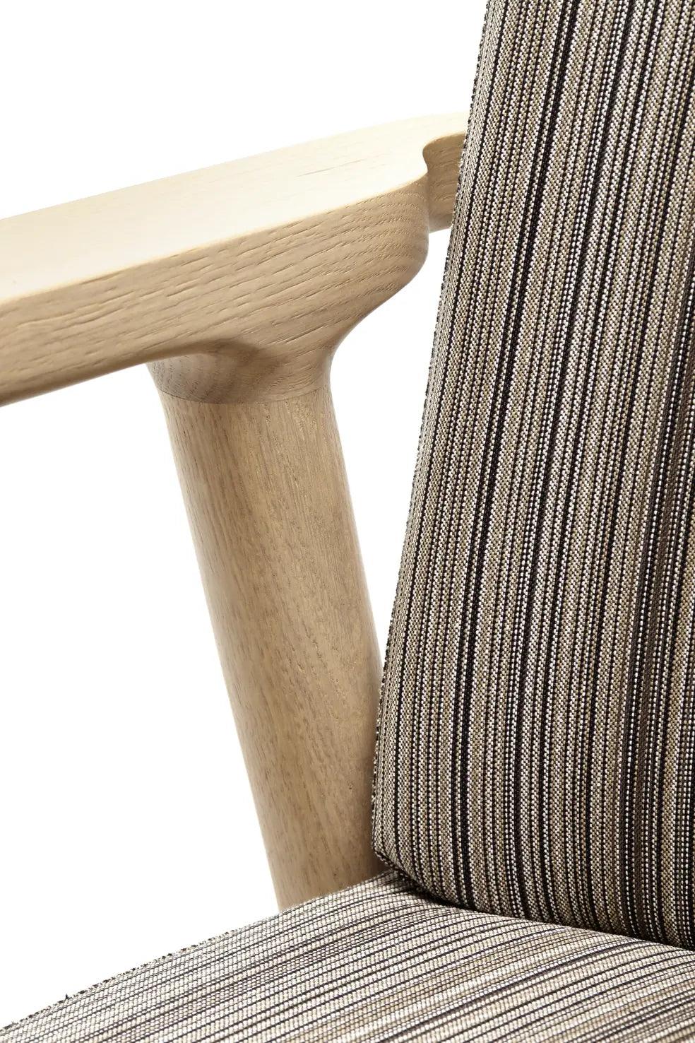 Chair with armrests ZIO oak wood Moooi Eye on Design