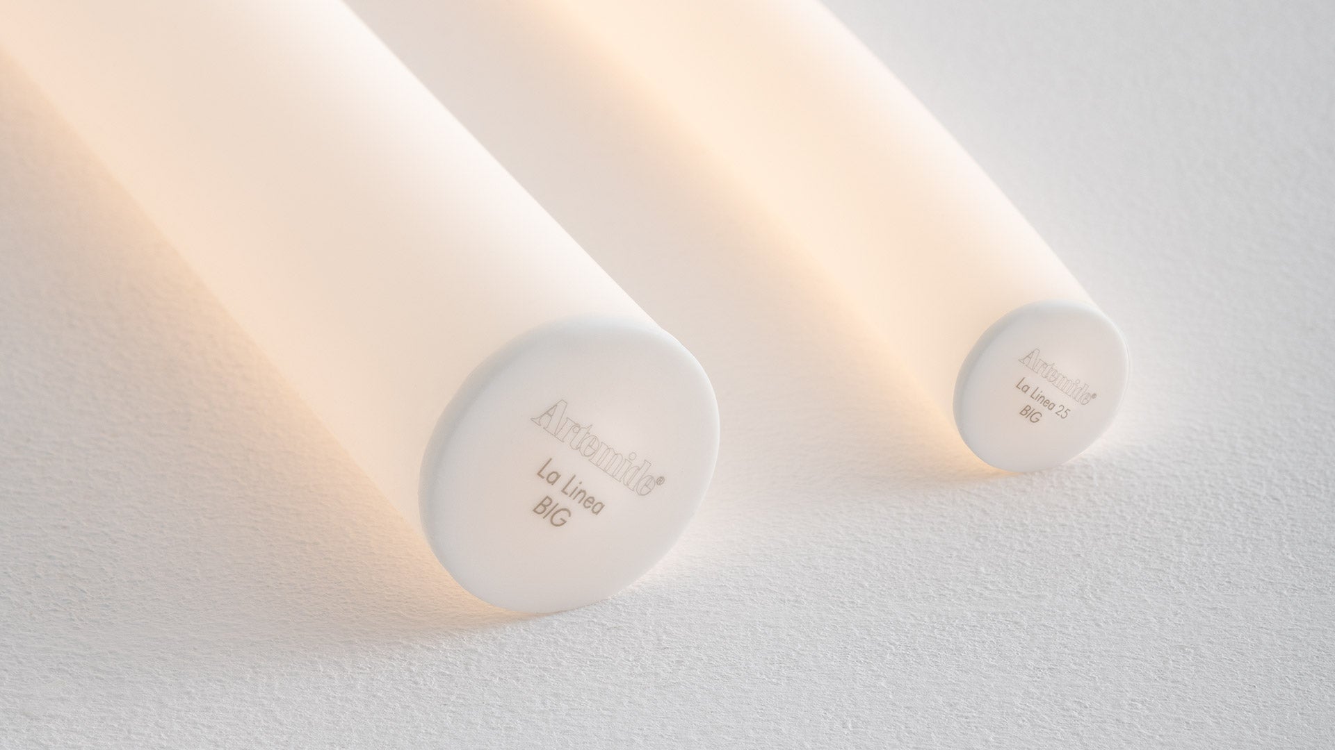 Flexibilná žiarivka LA LINEA hliník