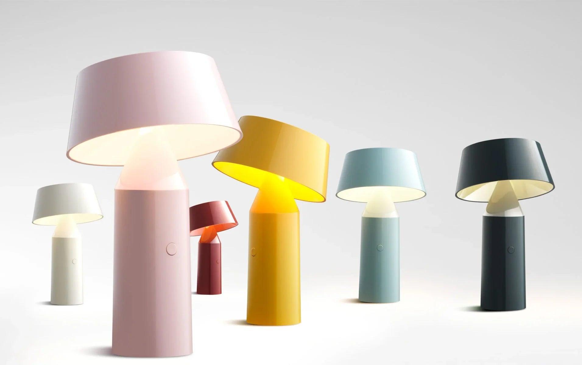 Lampa akumulatorowa BICOCA kremowy Marset    Eye on Design