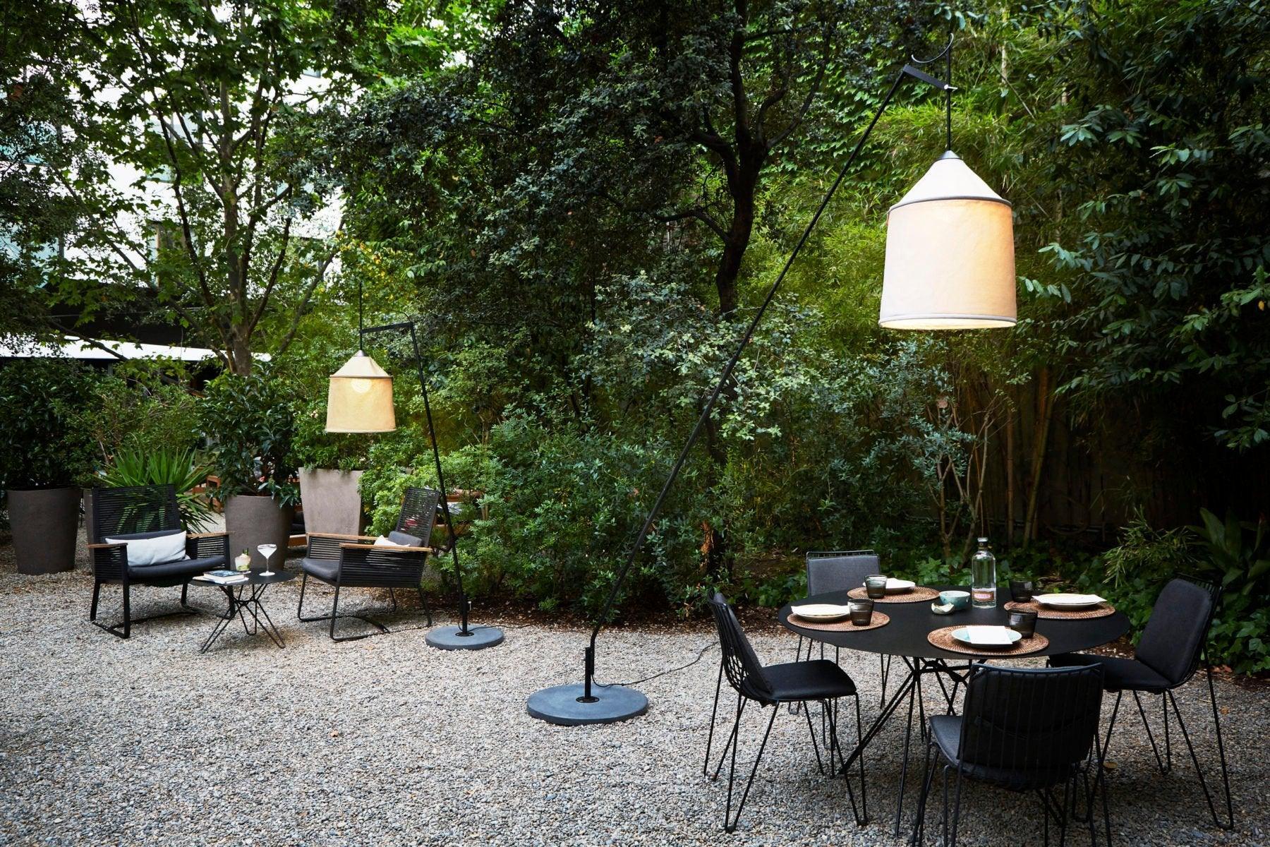 Lampa podłogowa zewnętrzna JAIMA beżowy Marset    Eye on Design