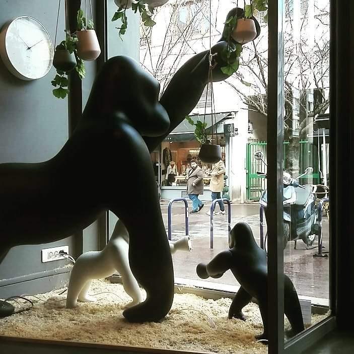 Lampa stołowa KONG żółty Qeeboo    Eye on Design