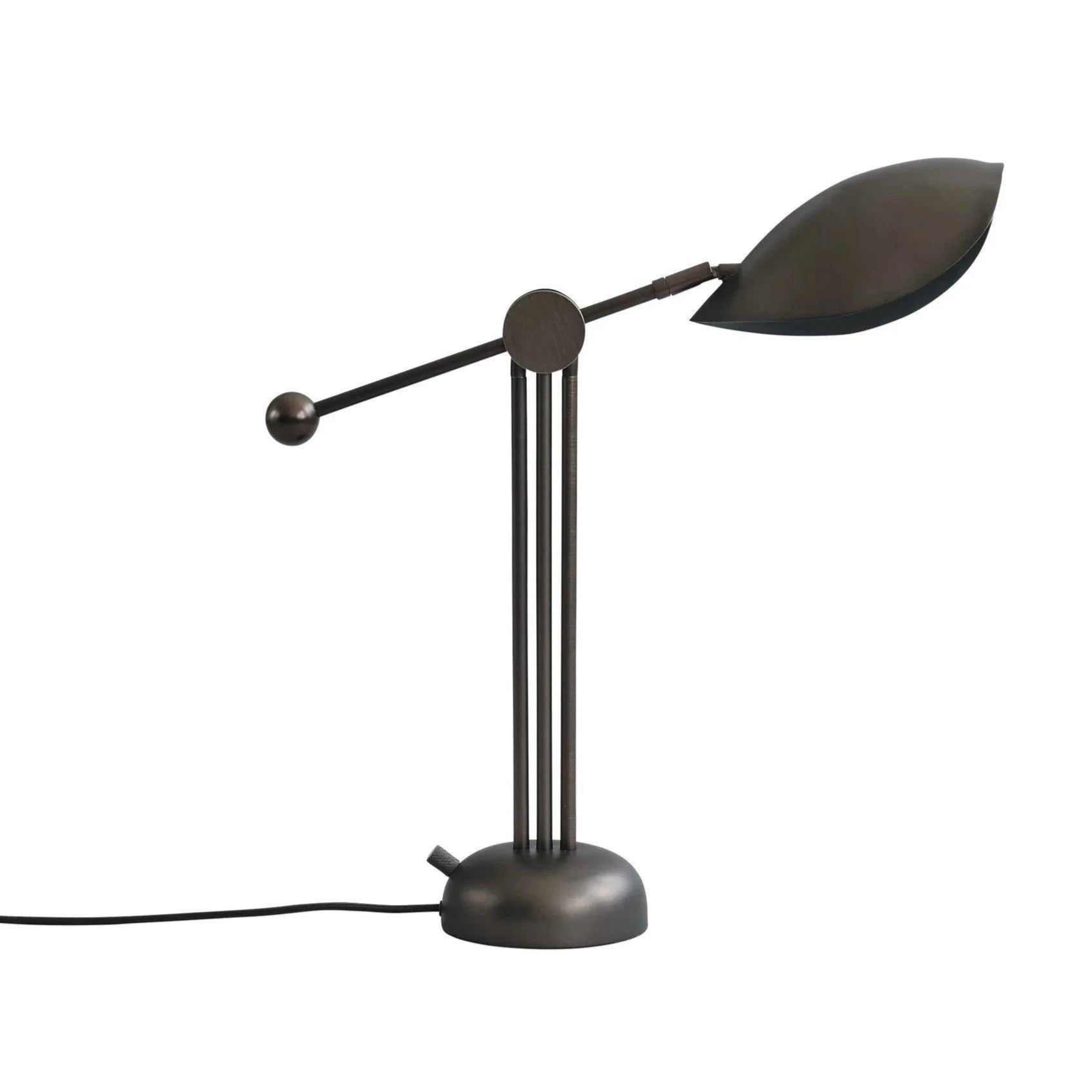 Lampa stołowa STINGRAY brązowy 101 Copenhagen    Eye on Design