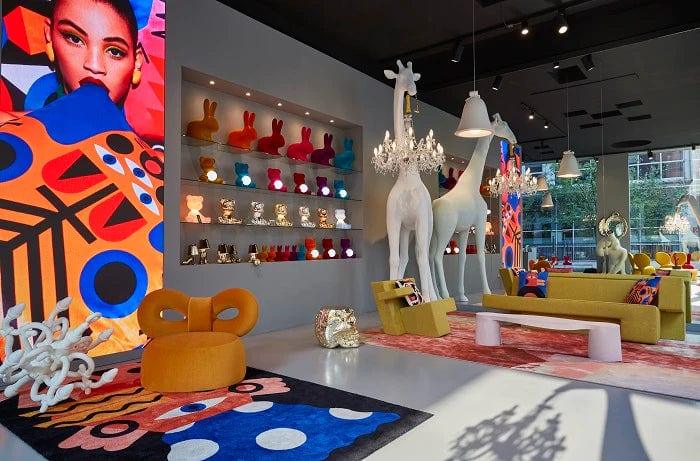 Lampa wisząca MABELLE biały ze złotym Qeeboo    Eye on Design