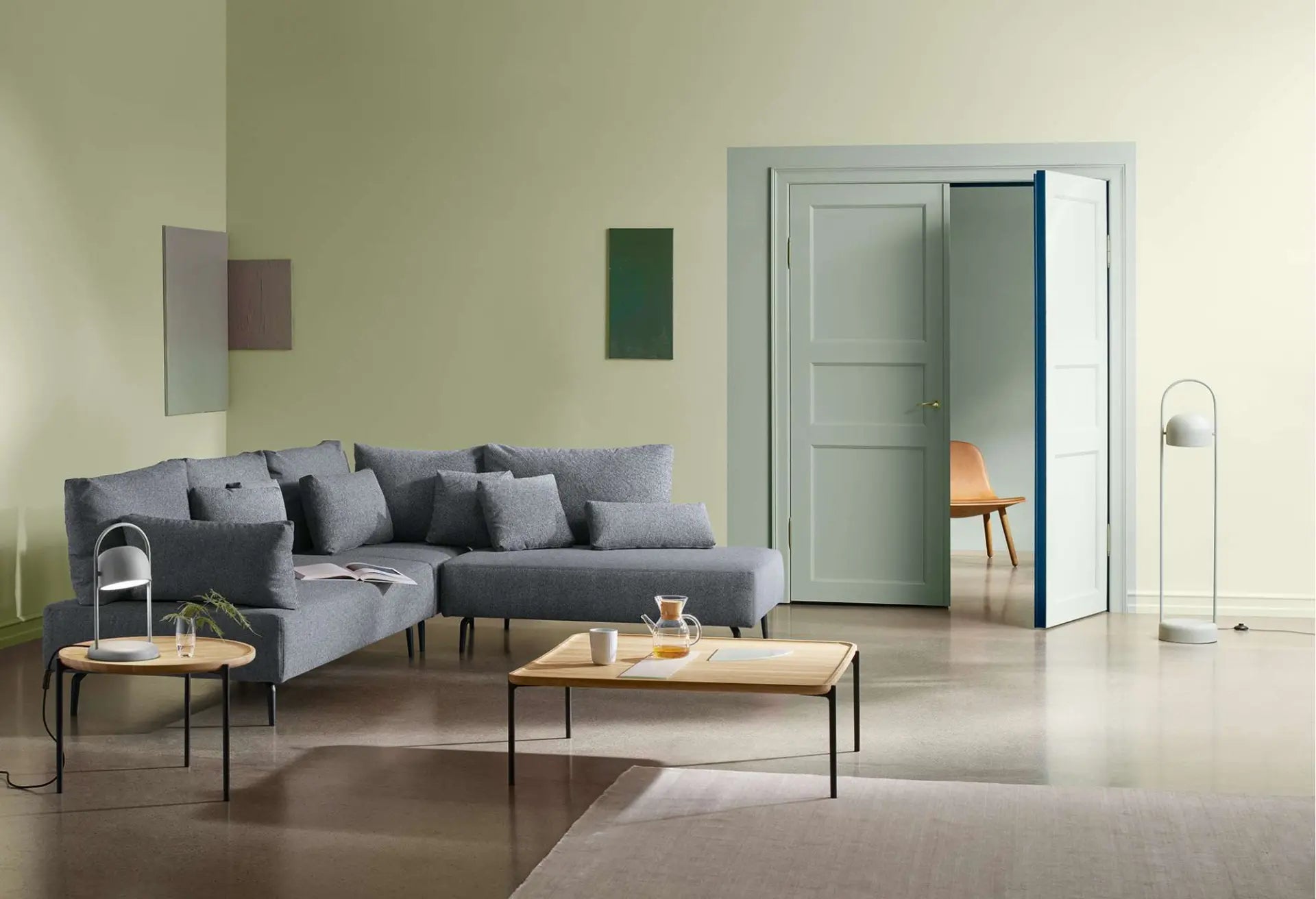 Stojaca lampa QUAY šedá