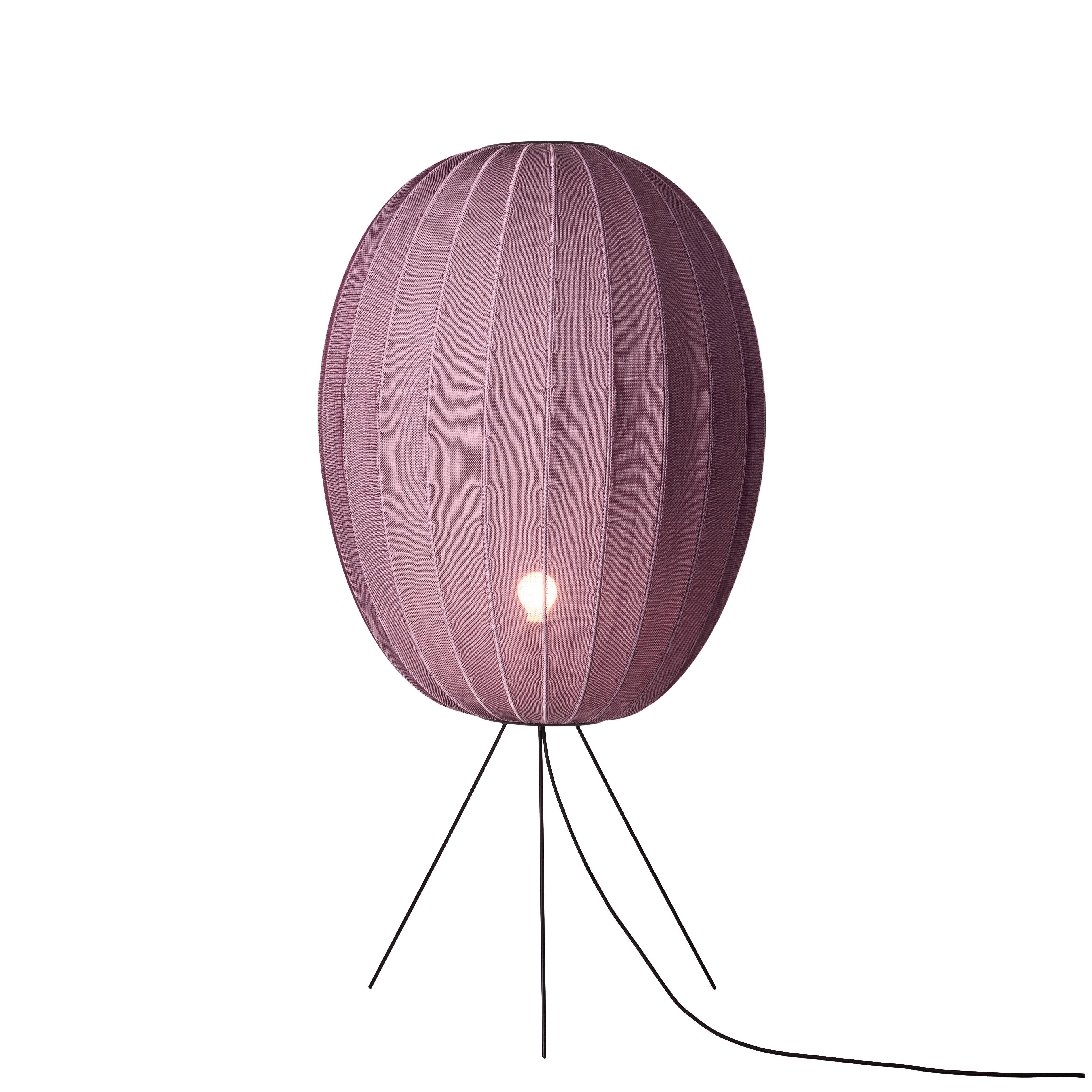 KNIT-WIT burgundy tripod floor lamp