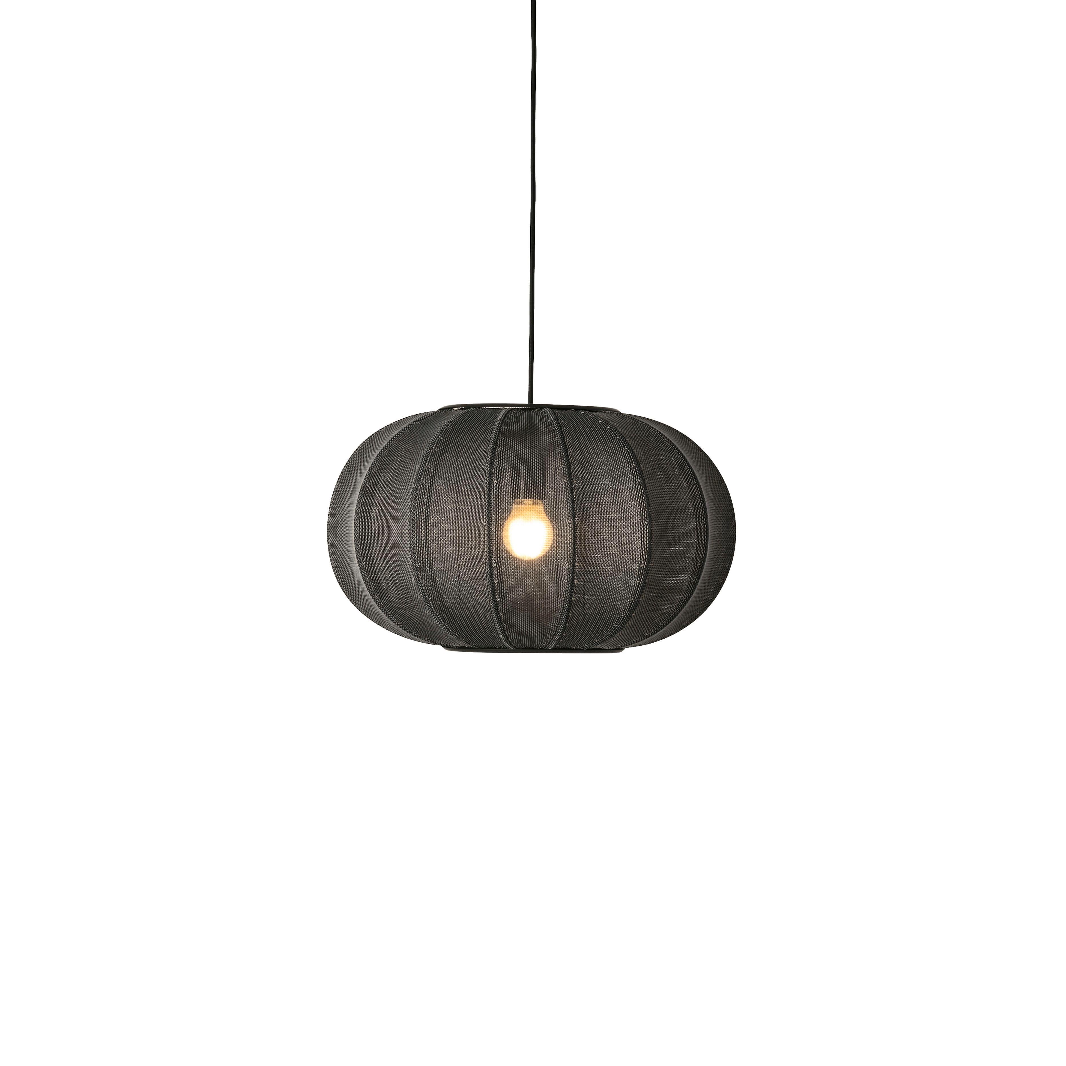 Závesná lampa KNIT-WIT OVAL čierna