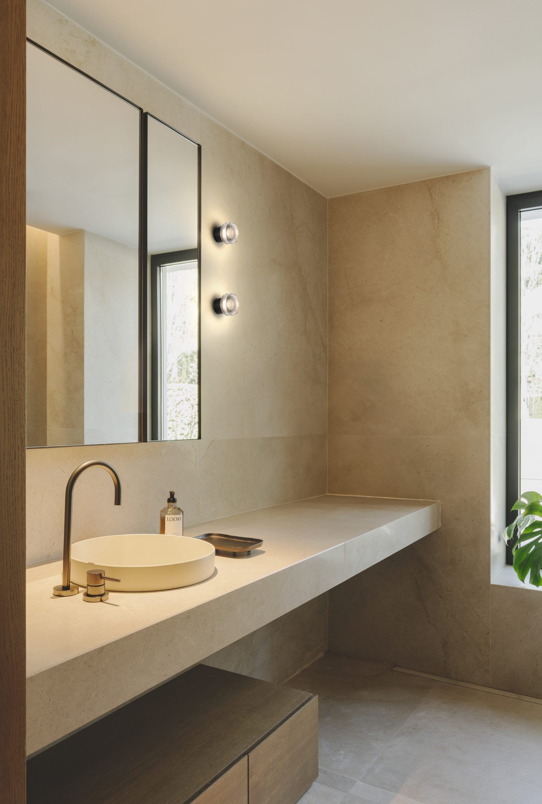 Outdoor lamp ROC black with glass