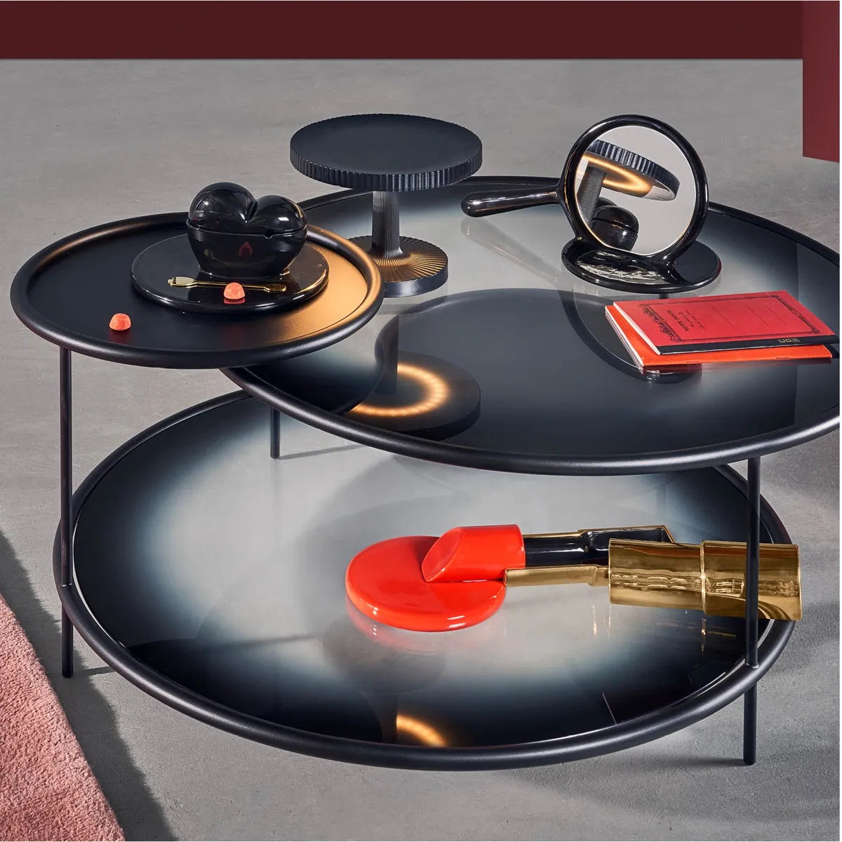 KISS ME gold container