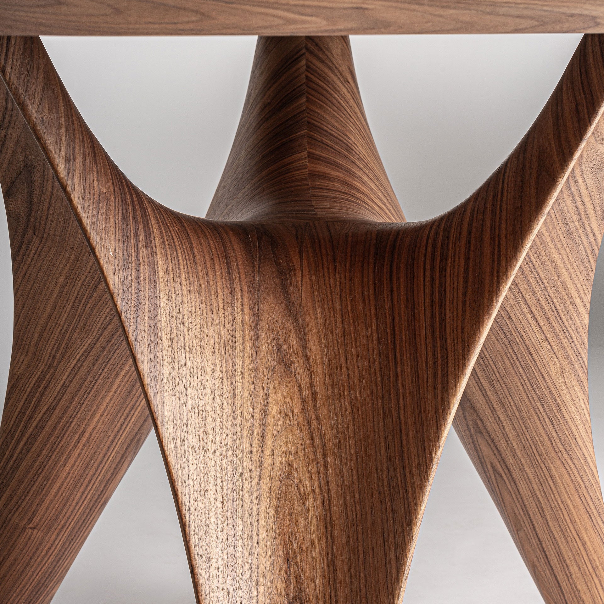 BILZEN Walnut Veneer Table