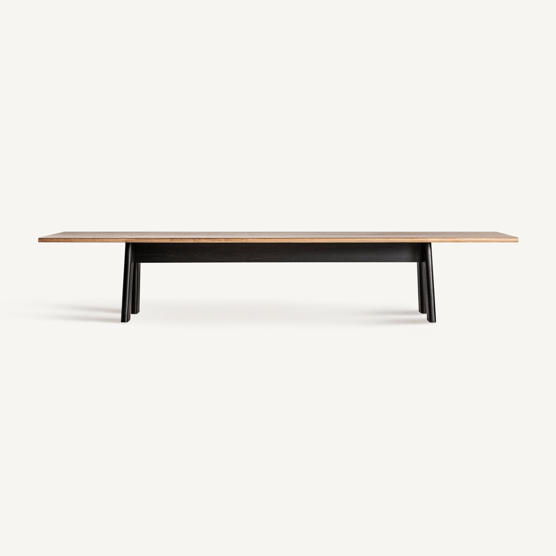 NARA Table in Oak Wood with Black Base