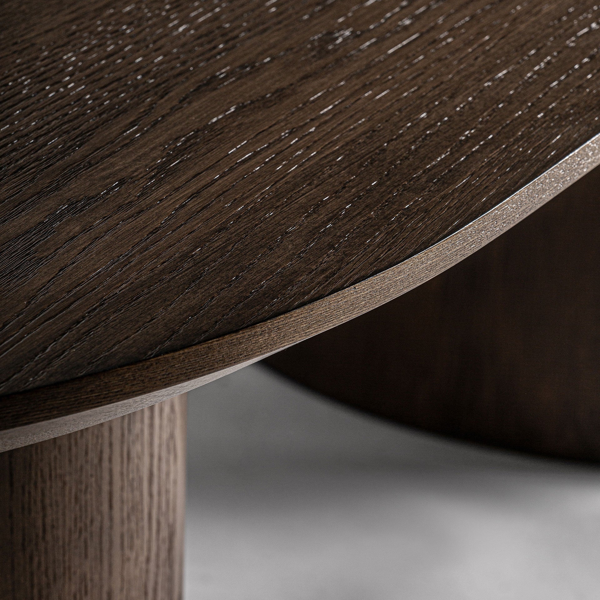 TREIGNAC Oak Veneer Table