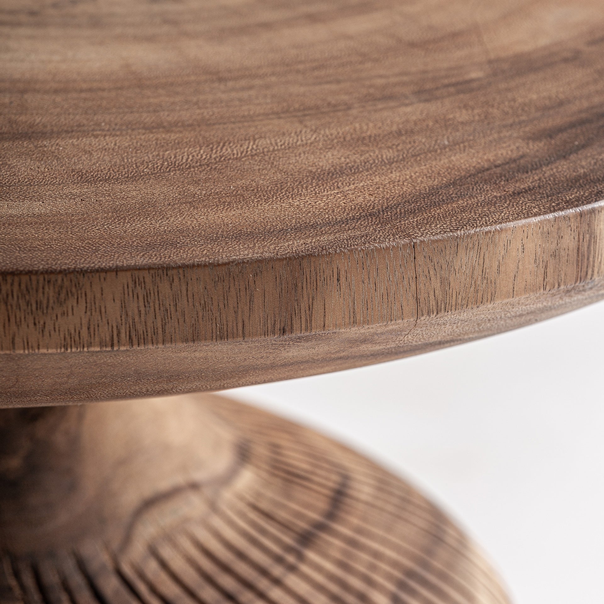 Kávový stolík ZOBUE z dreva suar