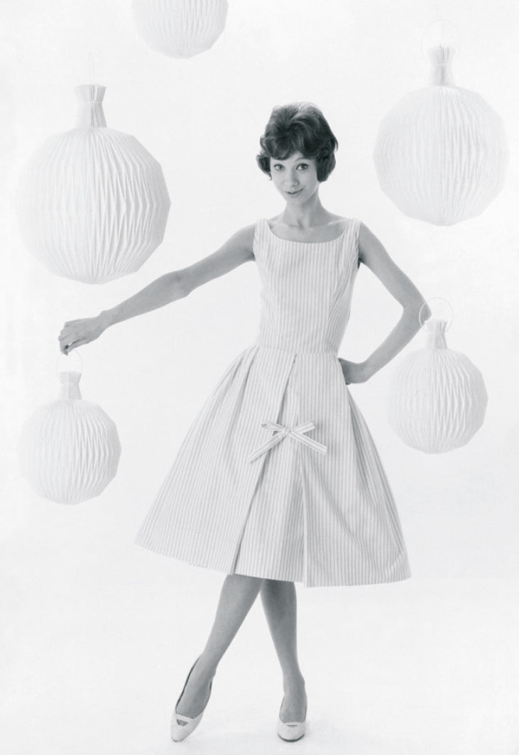 Závesná lampa MODEL 101 biela