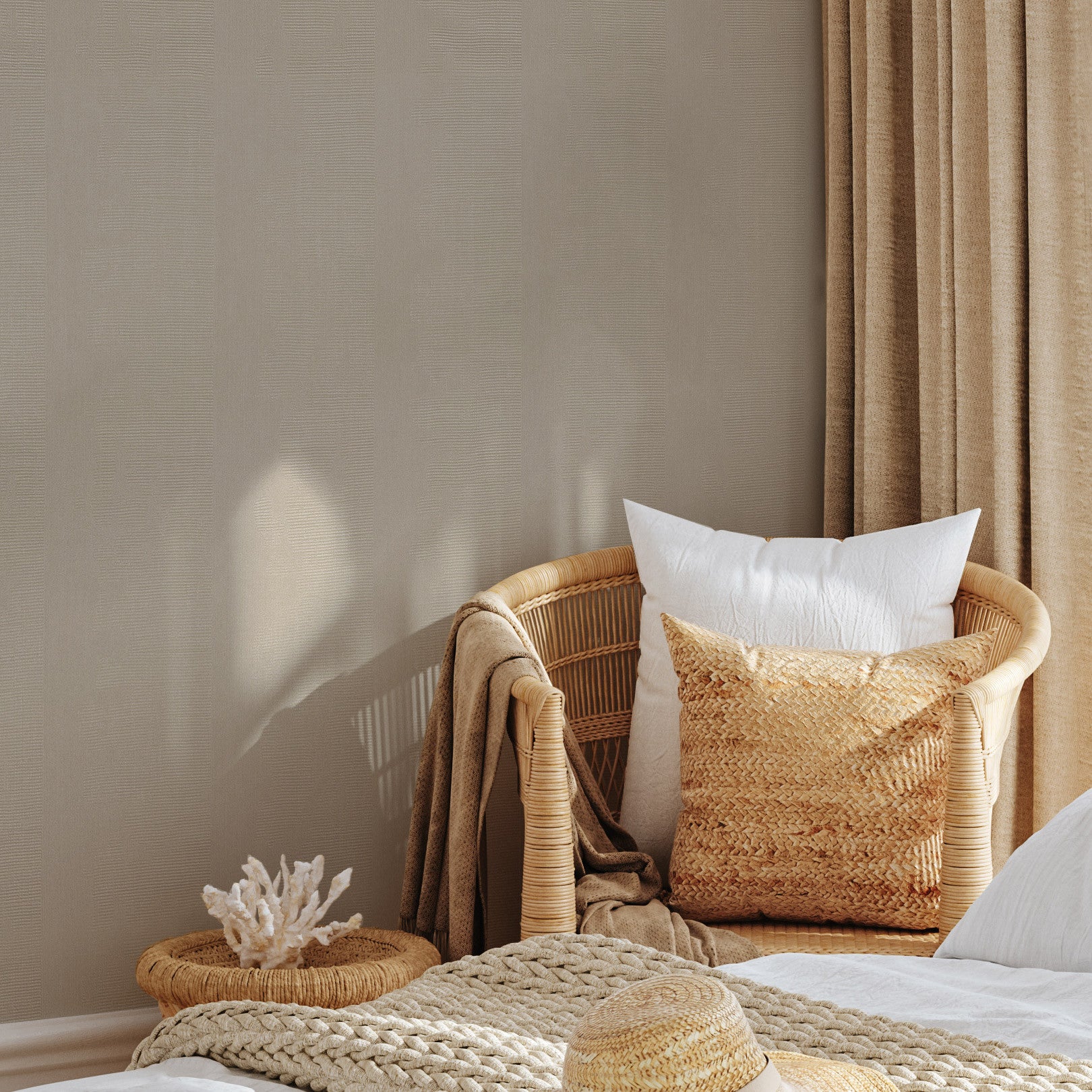 Tapeta štrukturálna s metalickými odrazmi NÉRIKOMI - ARGENT béžová