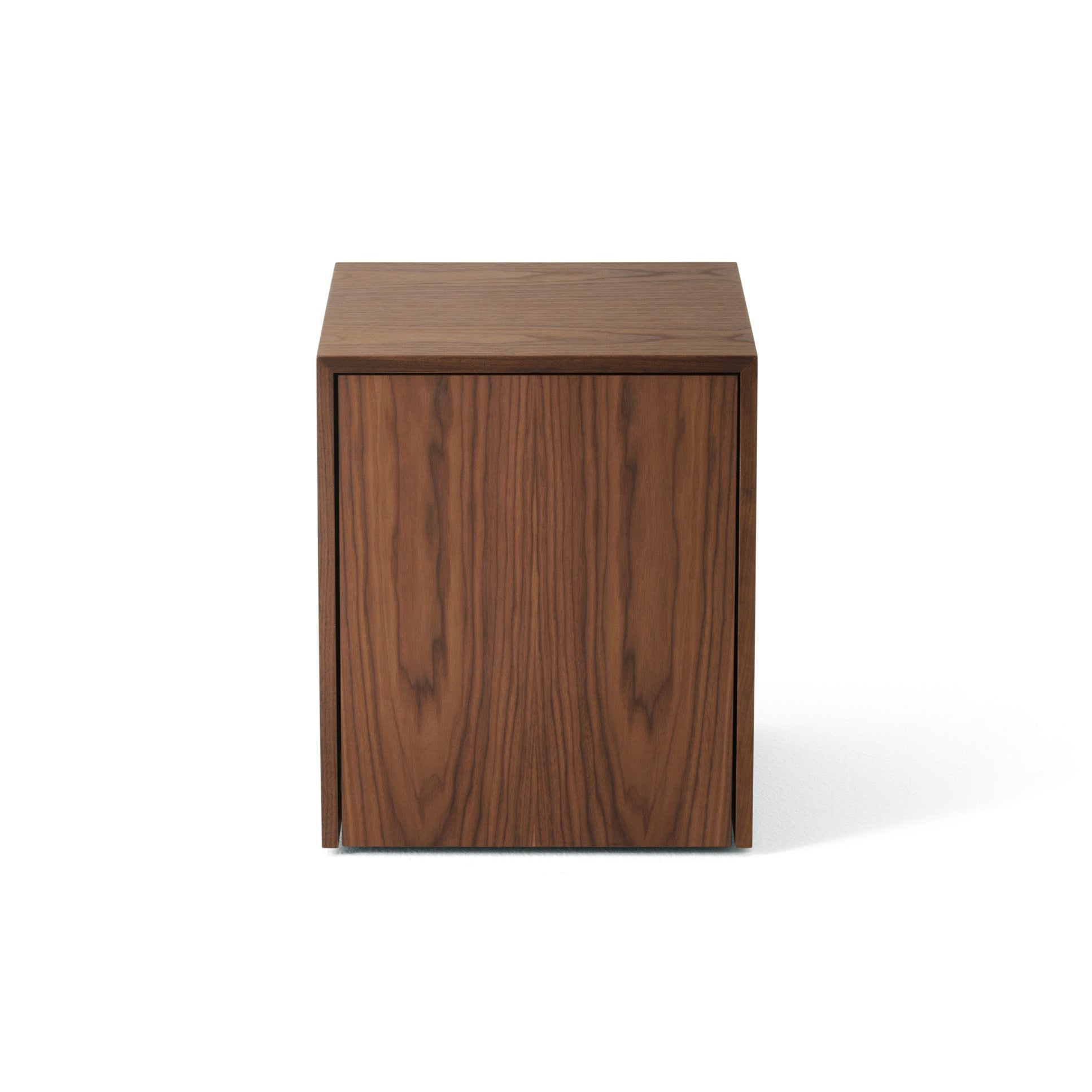 Side table with Mass Walnum Veneer drawer