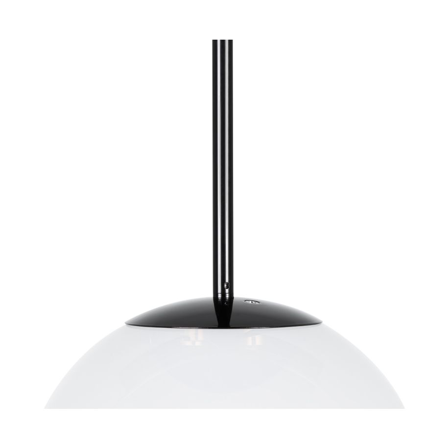 Závesná lampa GLOBE opalizujúca
