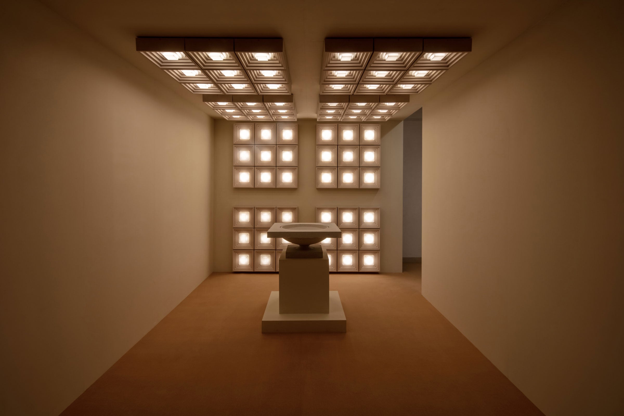 Kinkiet PANTHEUM béžový jesmonit