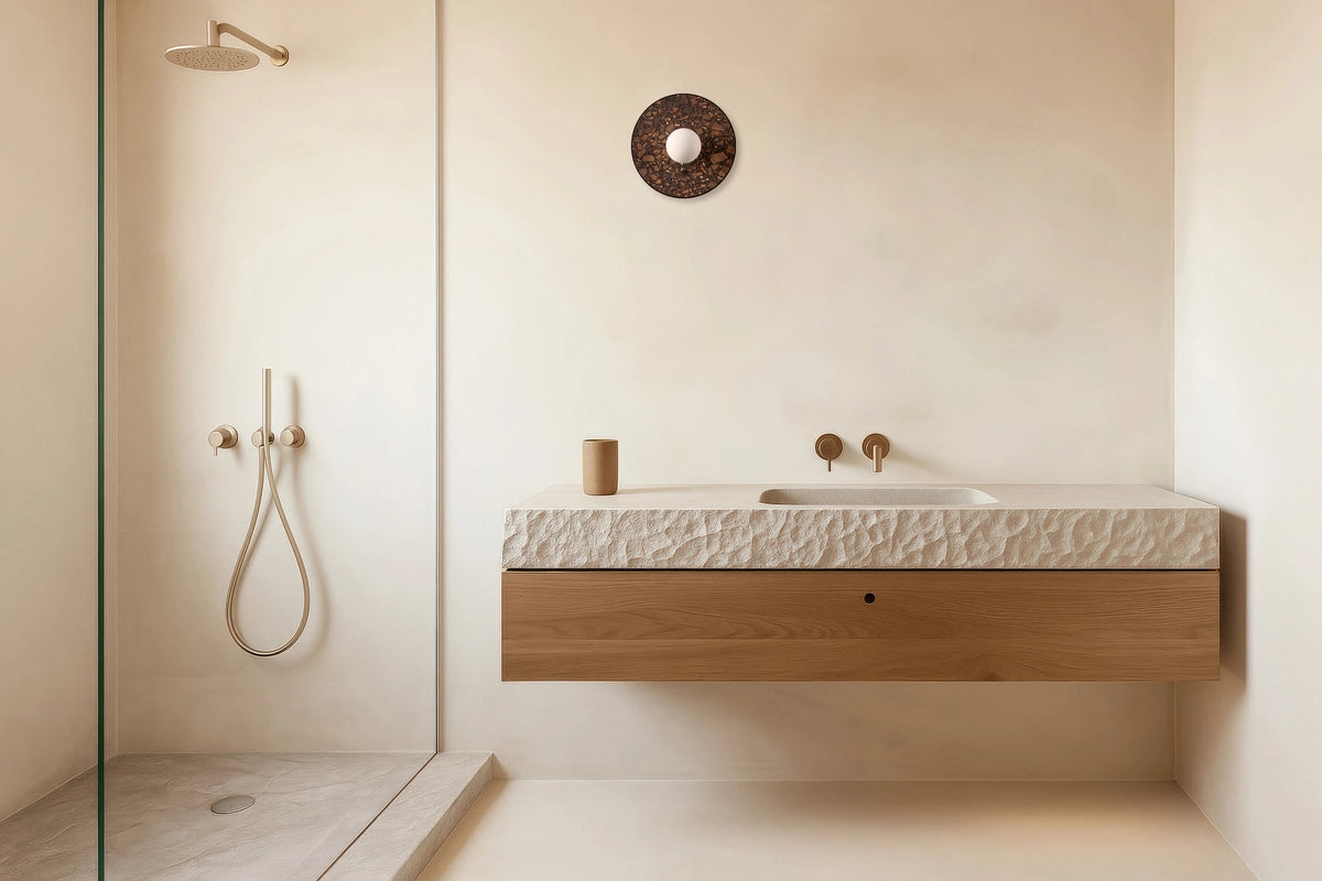 LEGRA brown wall lamp