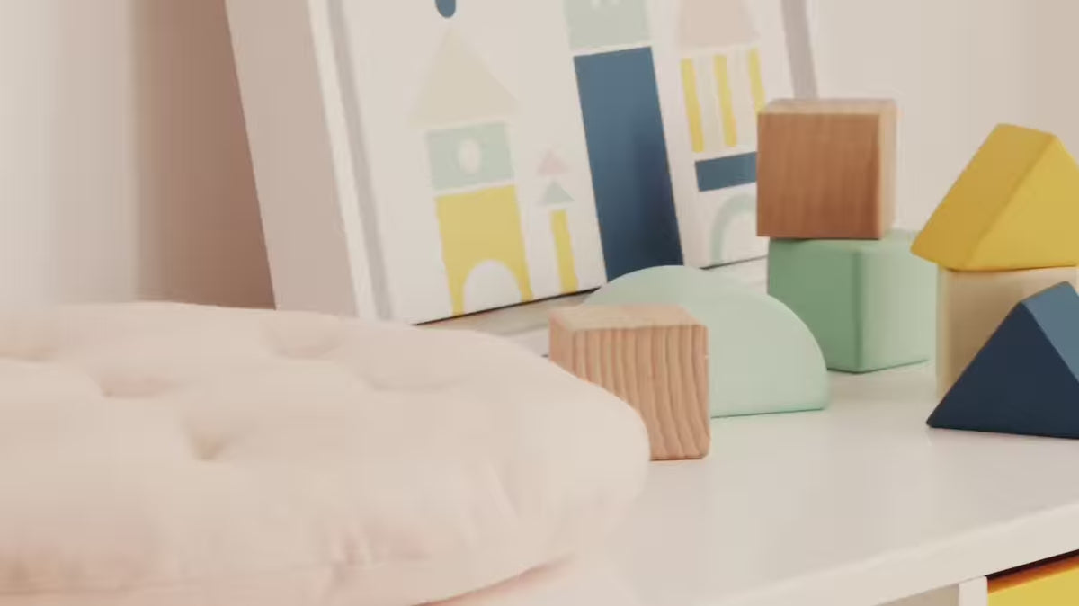 Biely detský nábytok na uskladnenie NUNILA