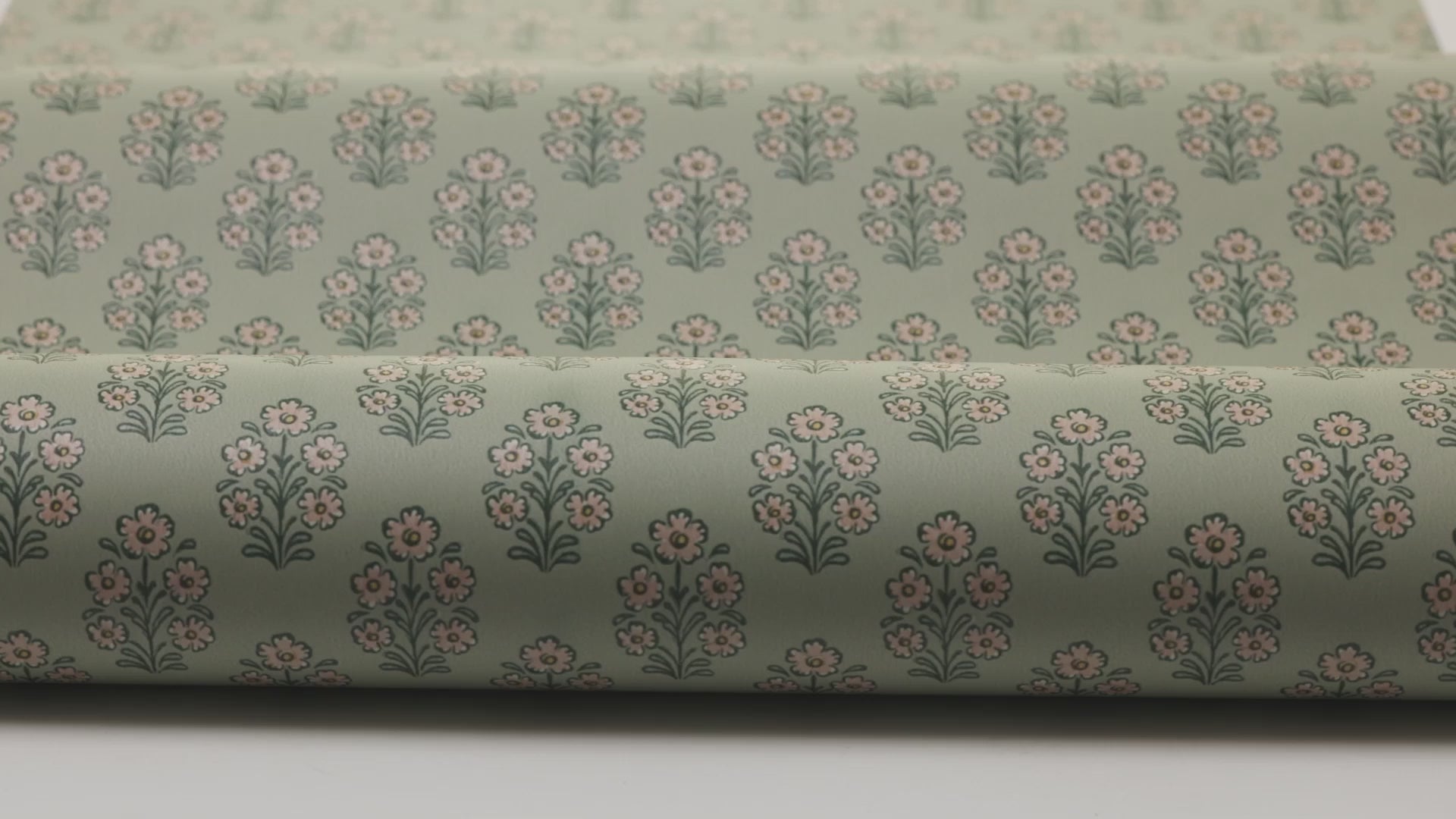 SIBYLLA Green Floral Pattern Wallpaper with Beige