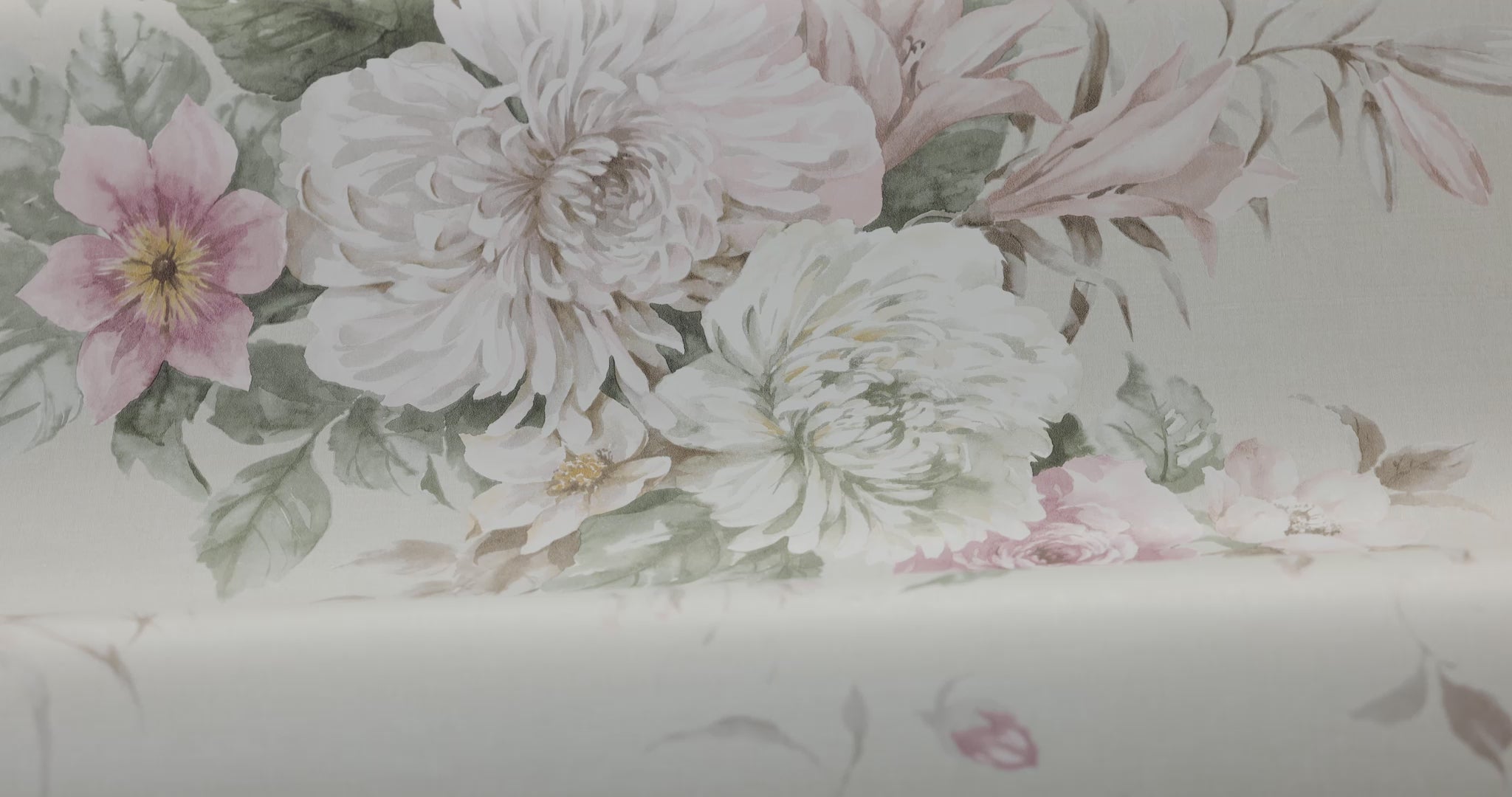 Non-woven paper wallpaper with a floral pattern FLORAL CHARM beige with pink