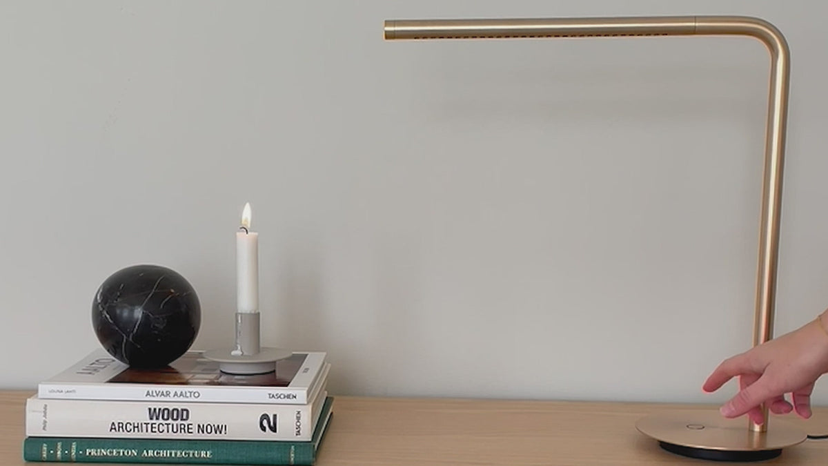 Stolná lampa OMNI zlatá
