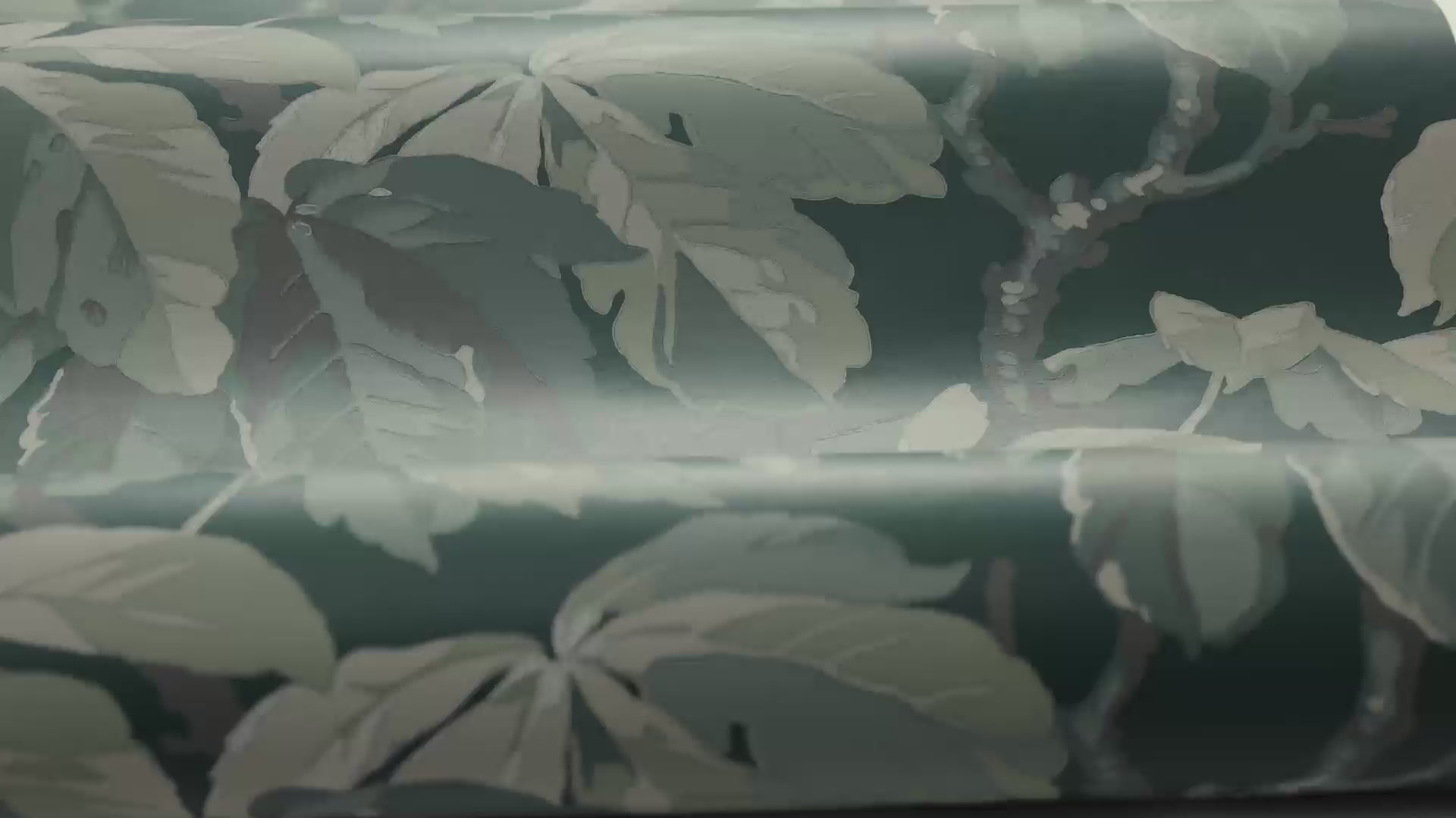 Dark Green Leaf Pattern Wallpaper KASTANJI