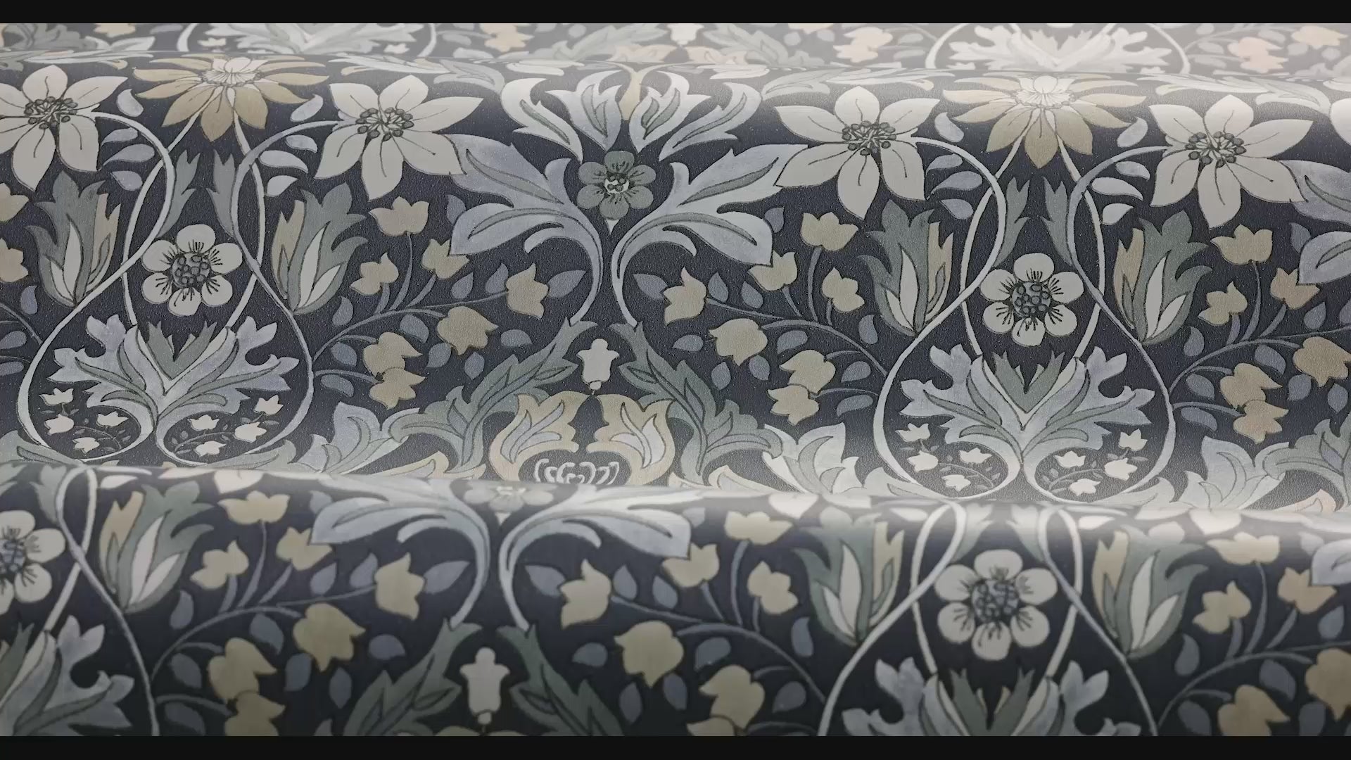 Tapeta s rastlinným motívom BLOMSTERFRÖJD tmavomodrá so zelenou