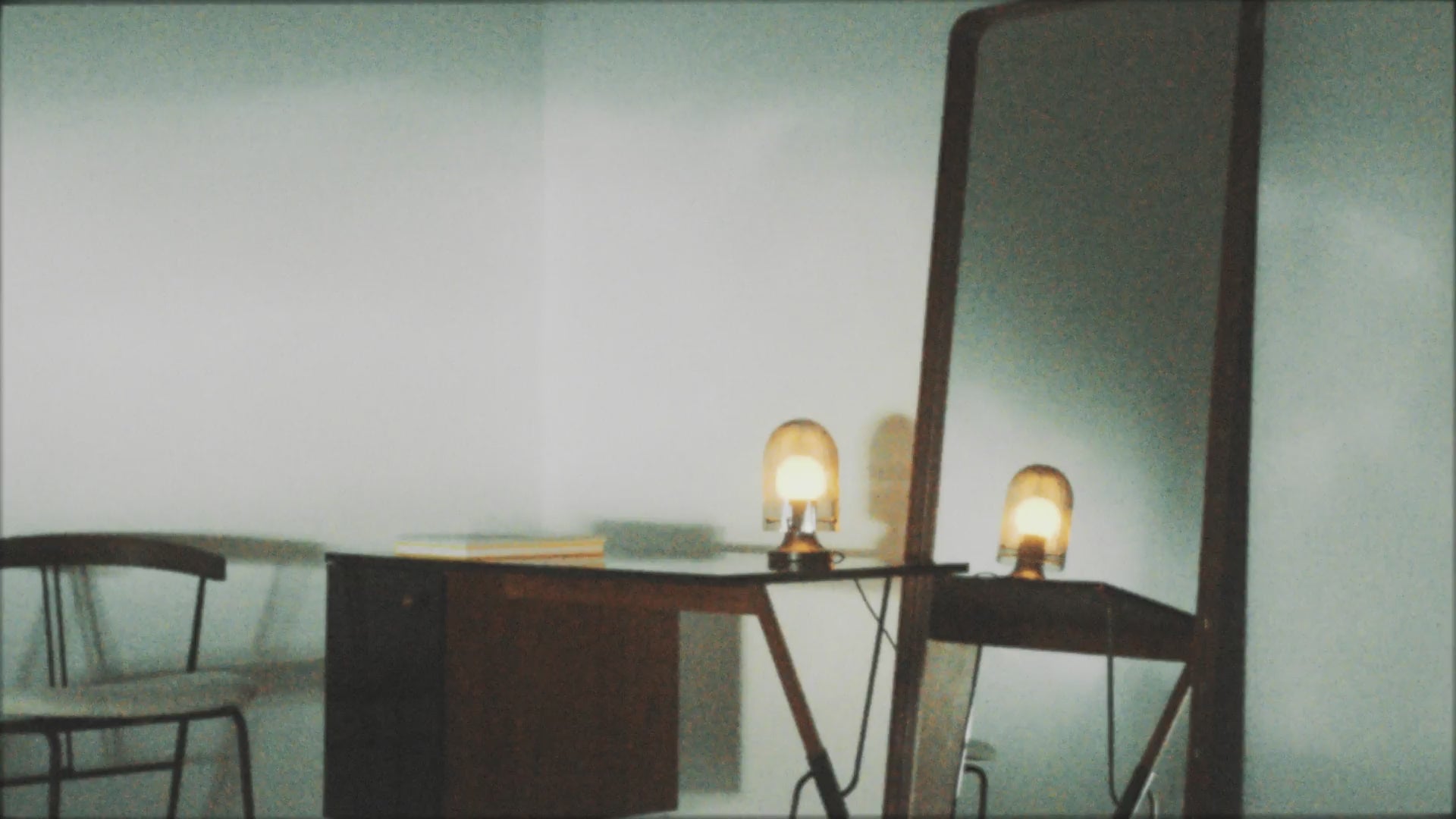 Stolná lampa SEINE dymové sklo