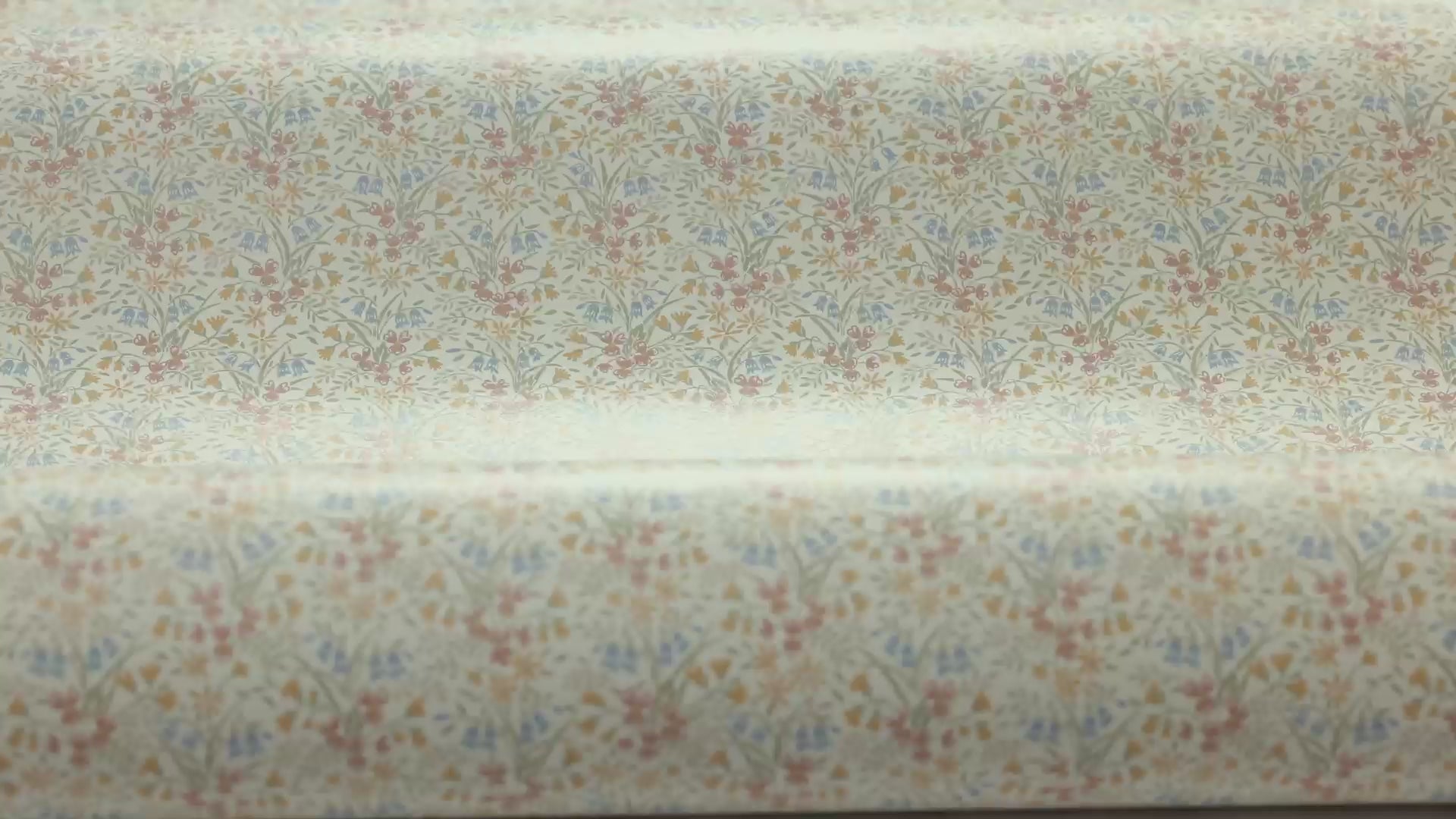 Tapeta s rastlinným motívom kvetov BELLA béžová