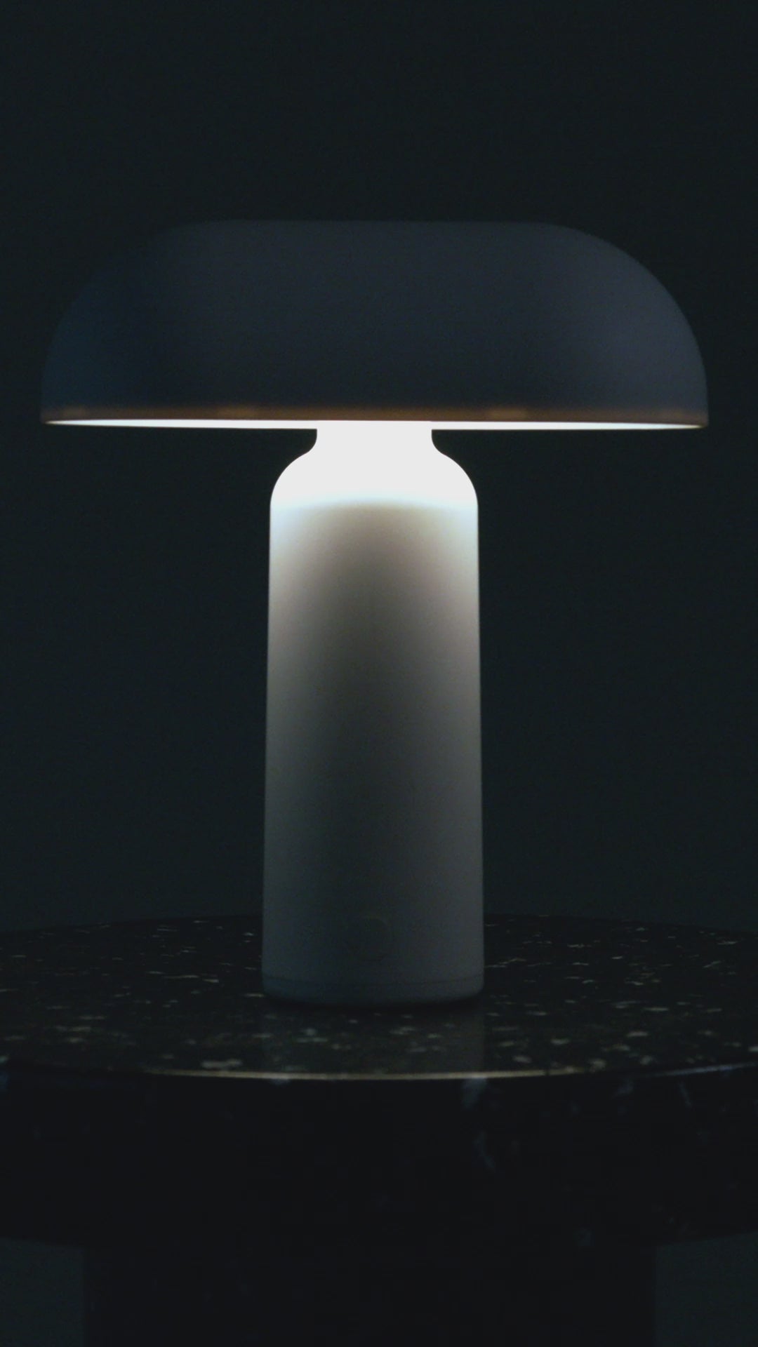 Prenosná lampa PORTA biela