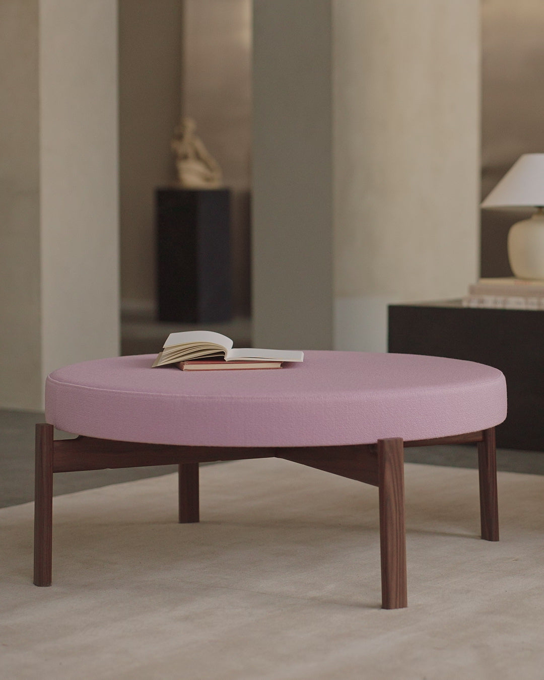 PASSAGE brown pouf with oak base