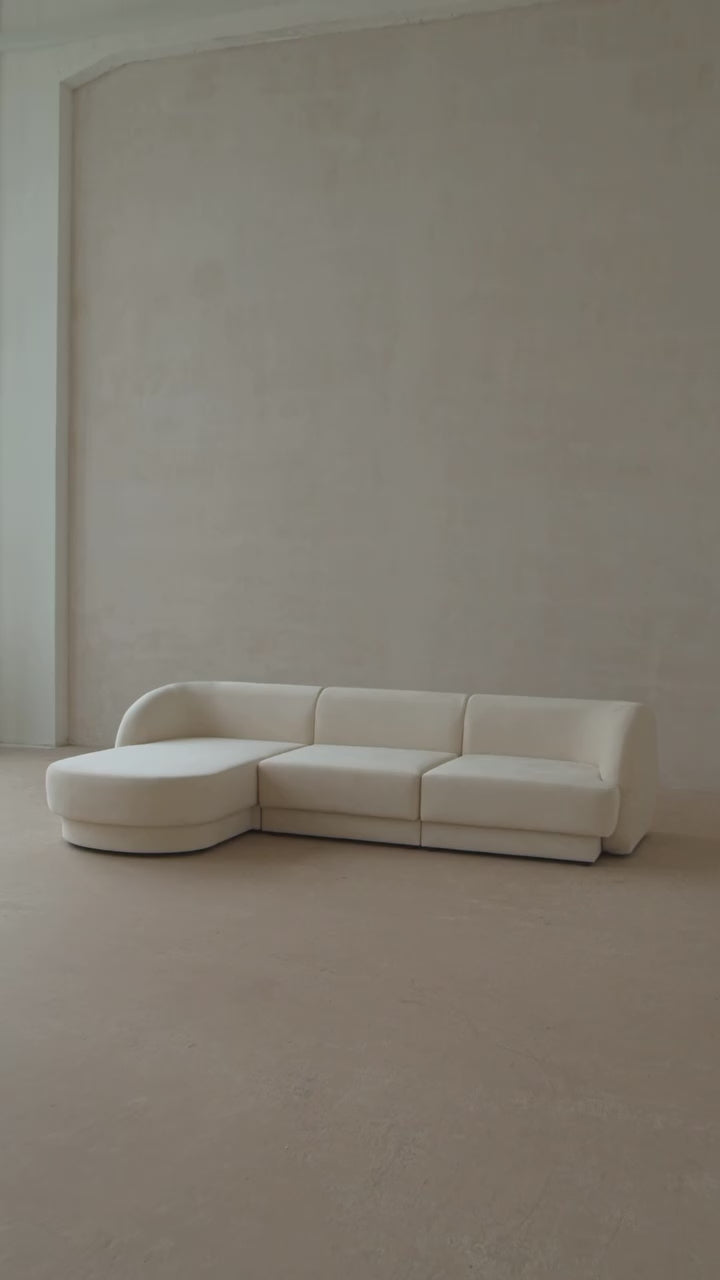 Sofa modułowa prawostronna ze stolikiem 5-osobowa MILEY kość słoniowa szenil